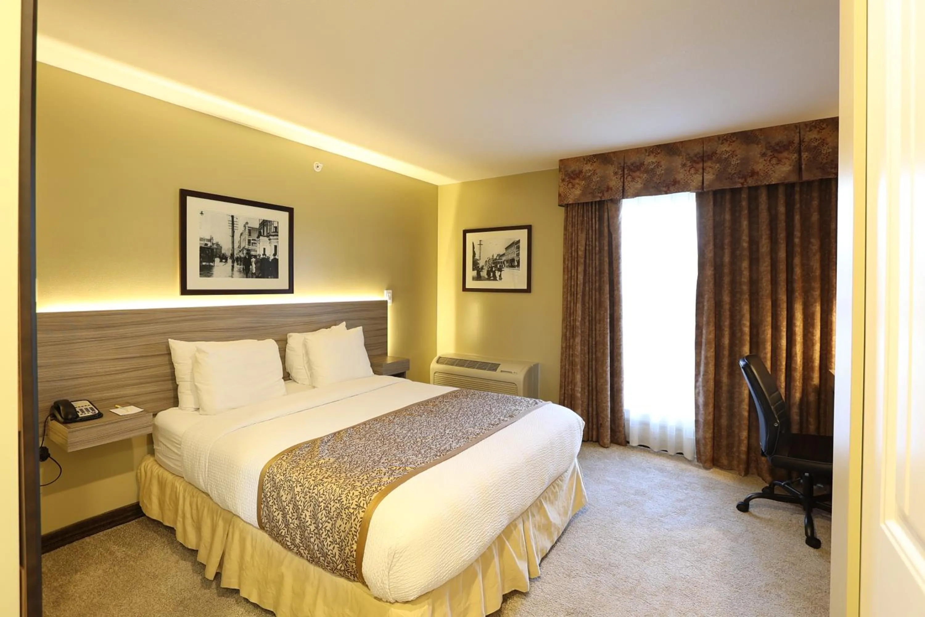 Bed in Days Inn by Wyndham Surrey