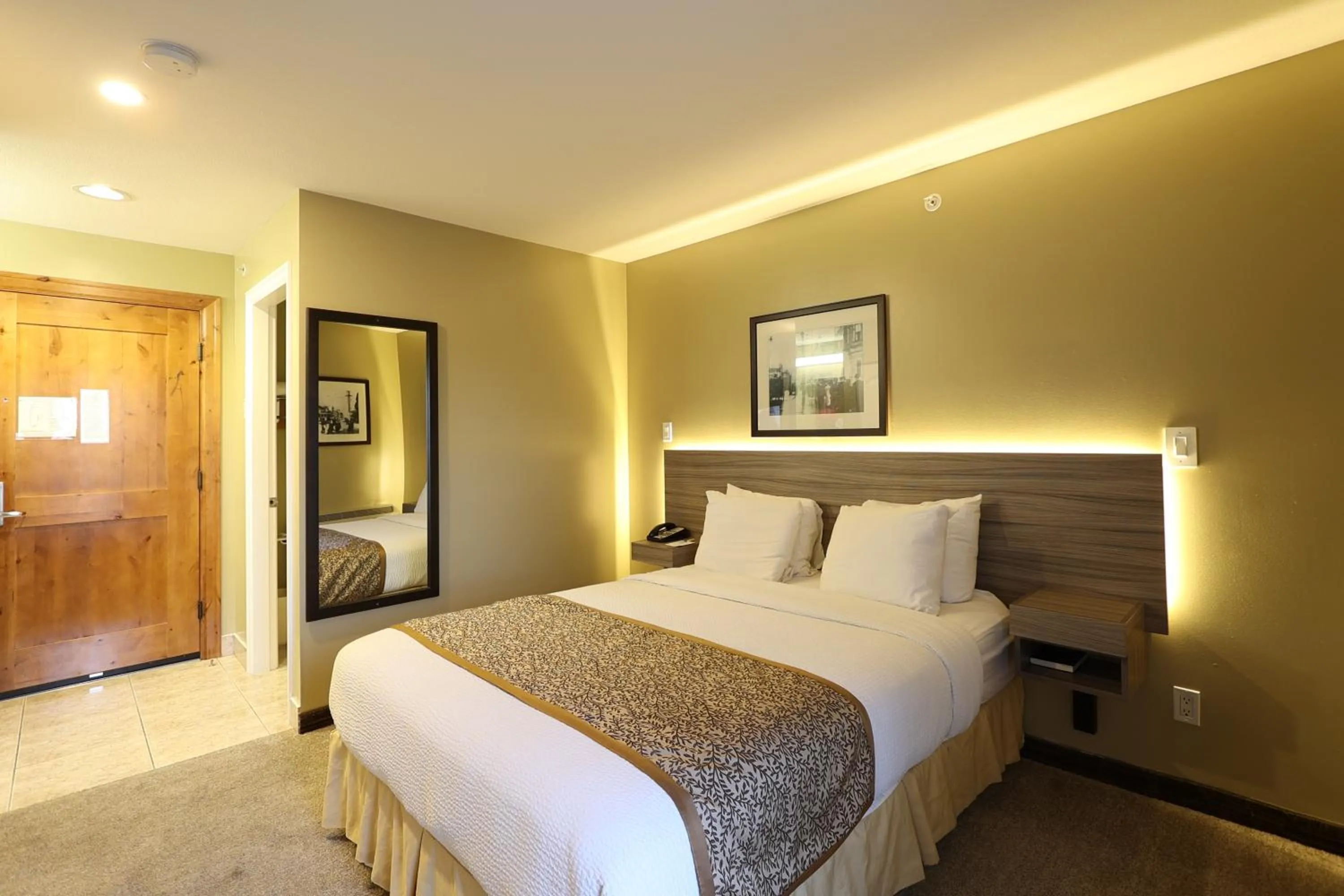 Bed in Days Inn by Wyndham Surrey