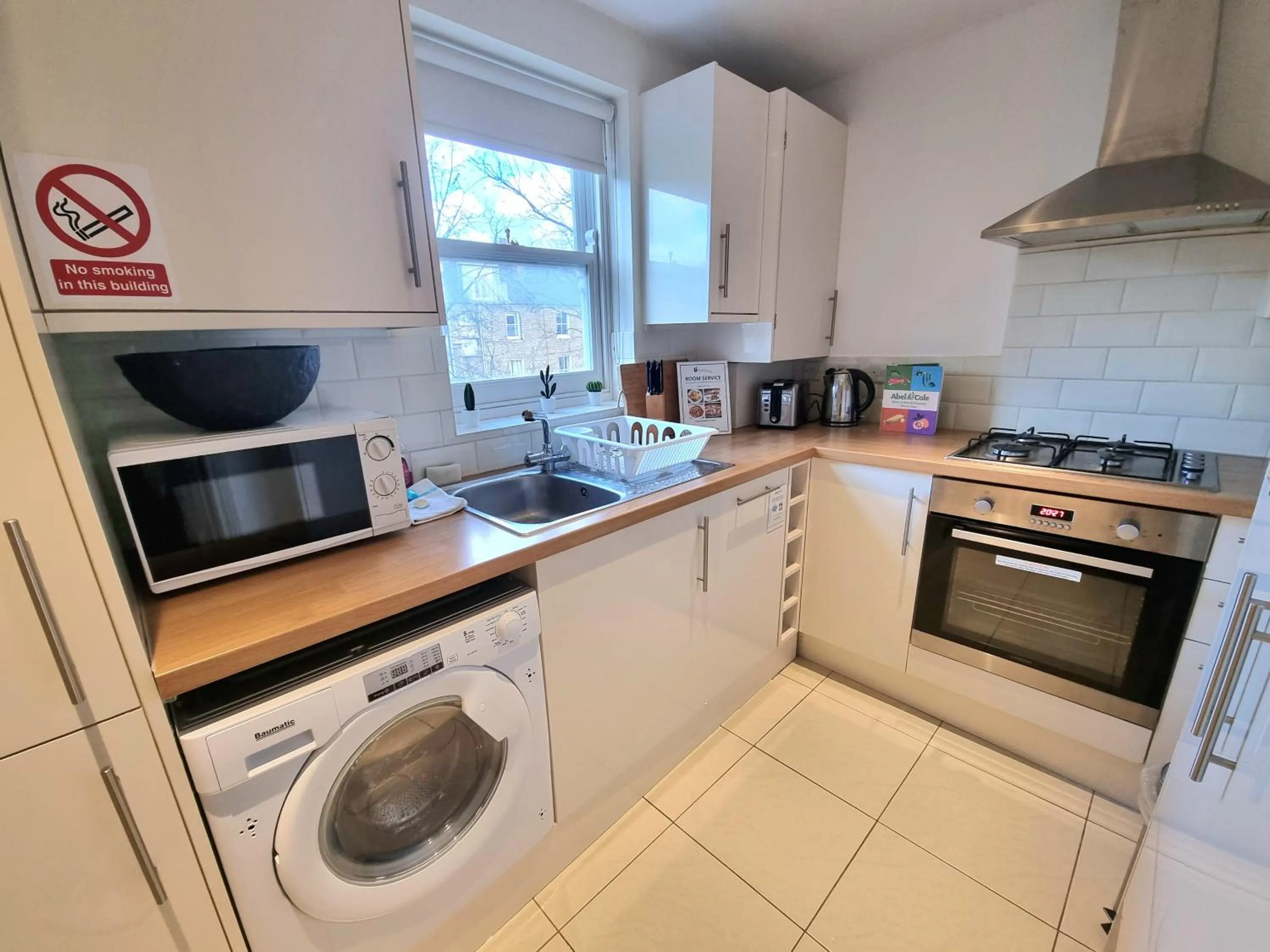 Oxford Gardens Apartments