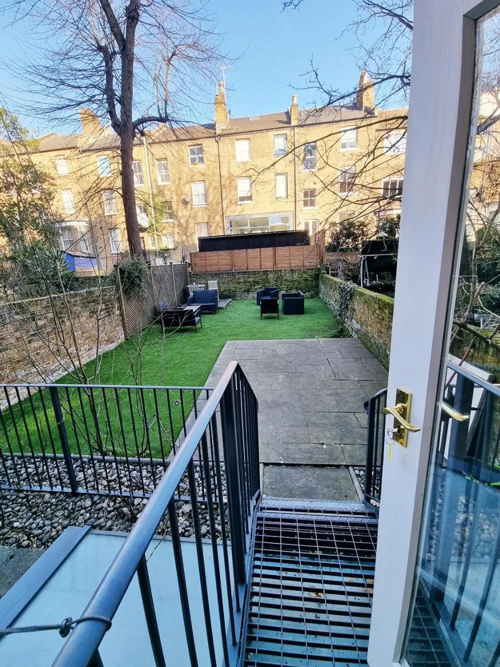 Oxford Gardens Apartments