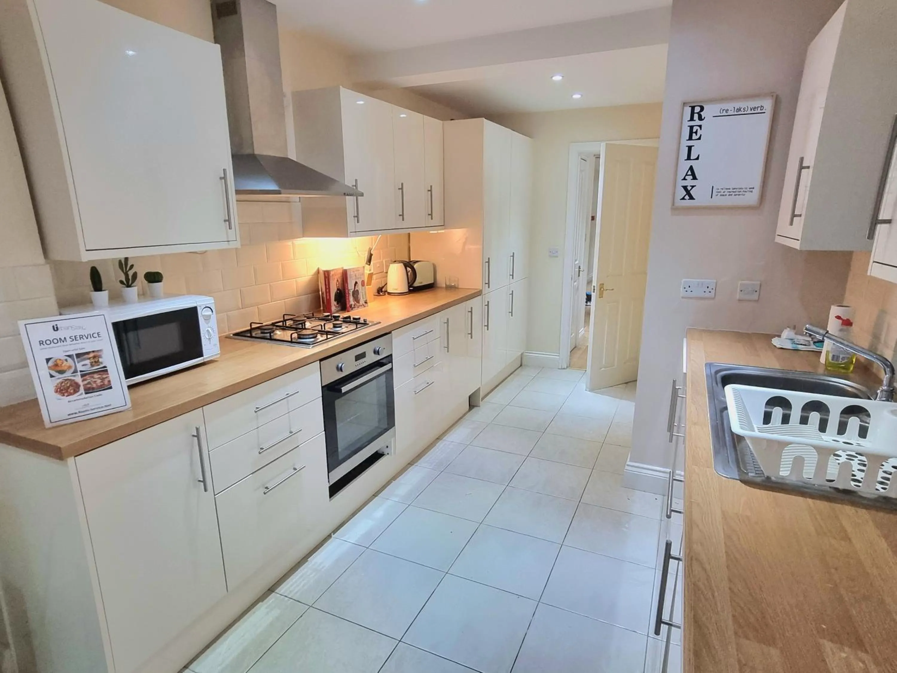 Oxford Gardens Apartments