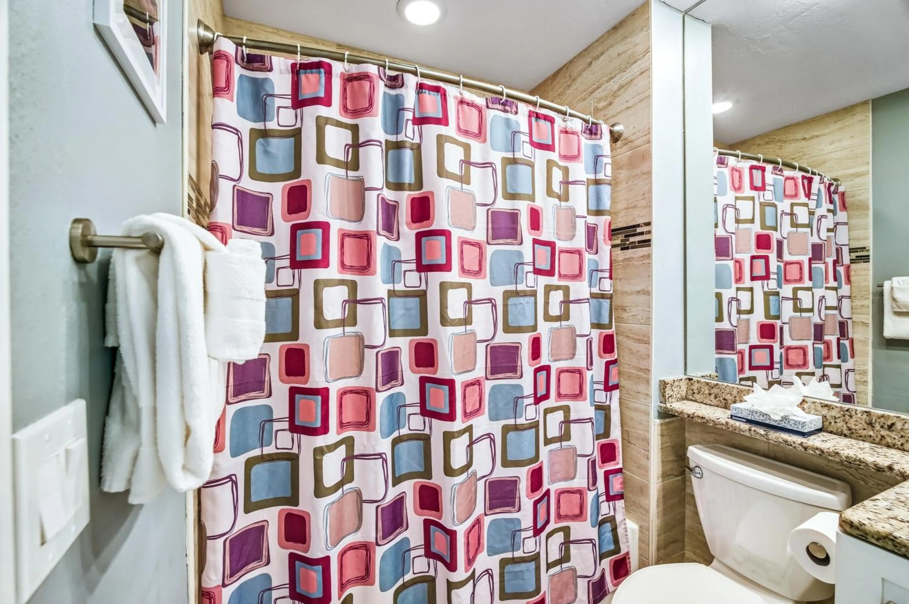 Bathroom in Tropical Beach Resorts - Sarasota