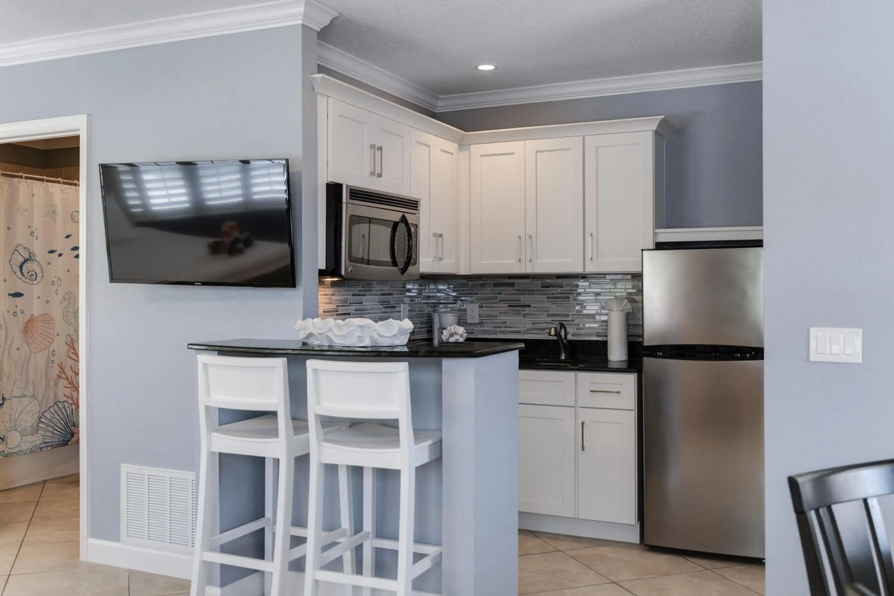 Kitchen or kitchenette in Tropical Beach Resorts - Sarasota
