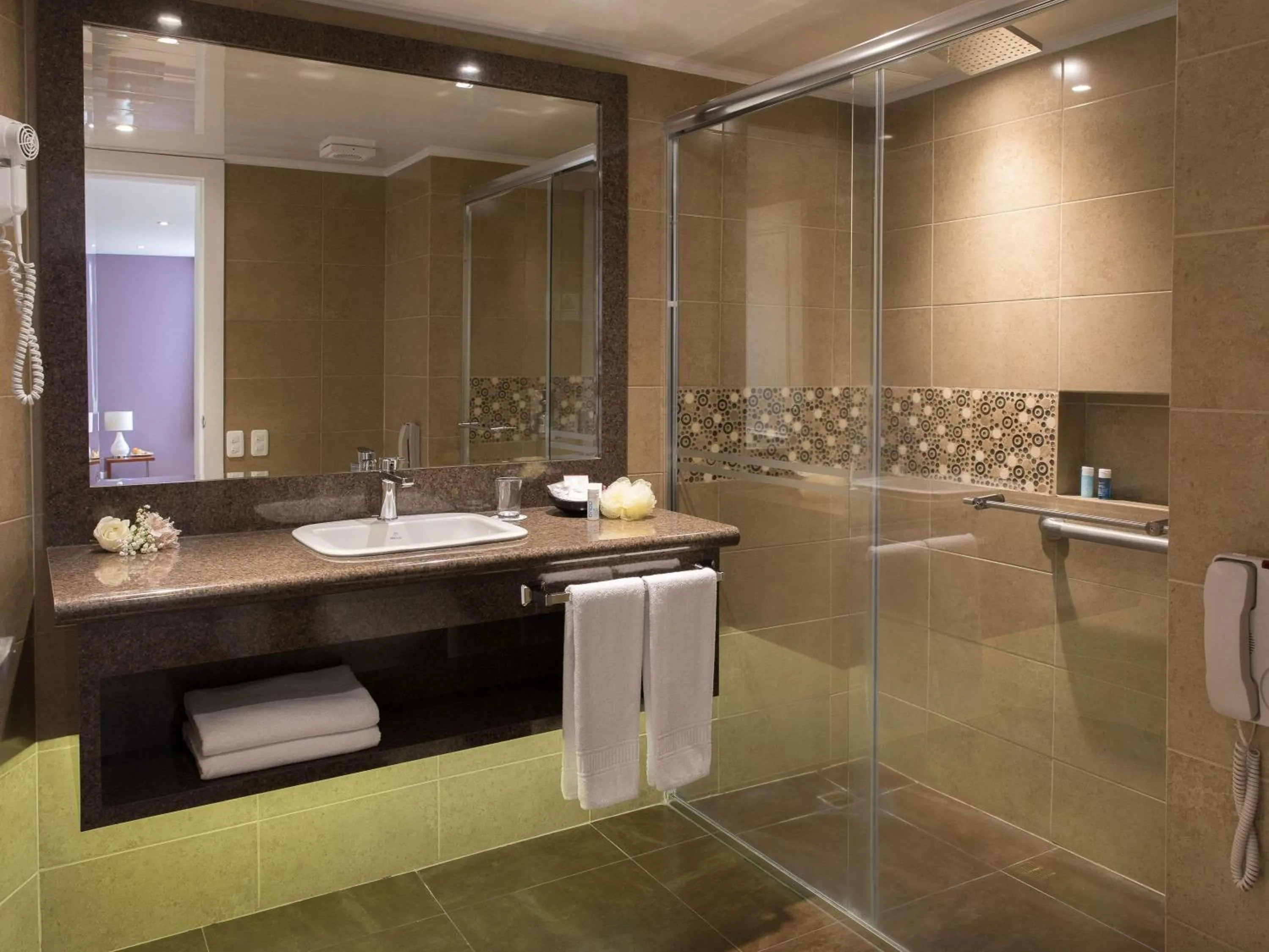 Bedroom in Mercure Alameda Quito