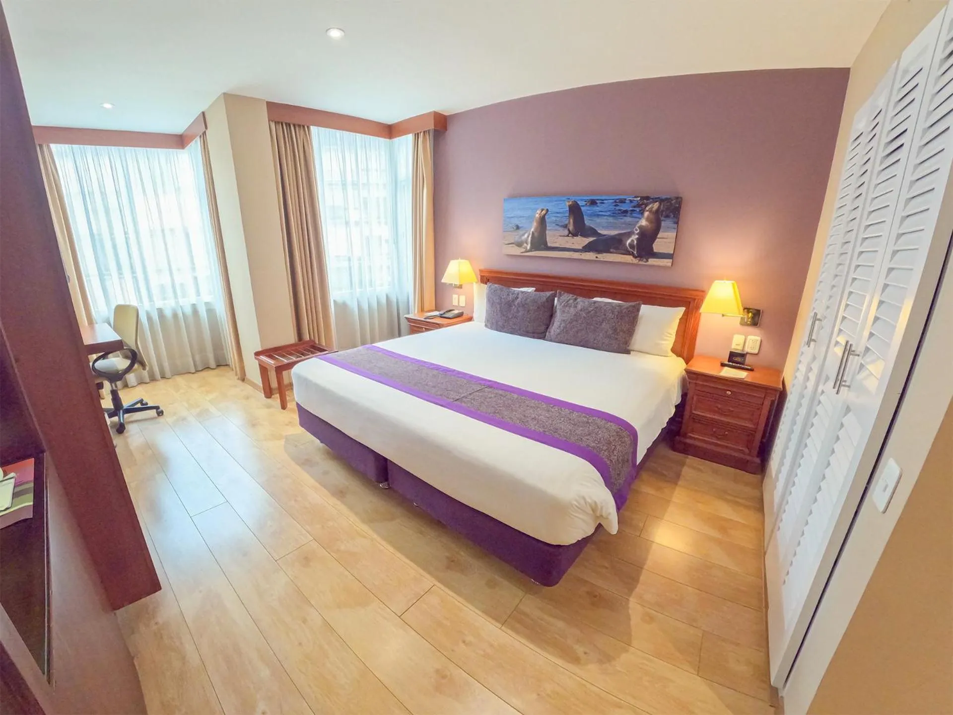 Bed in Mercure Alameda Quito