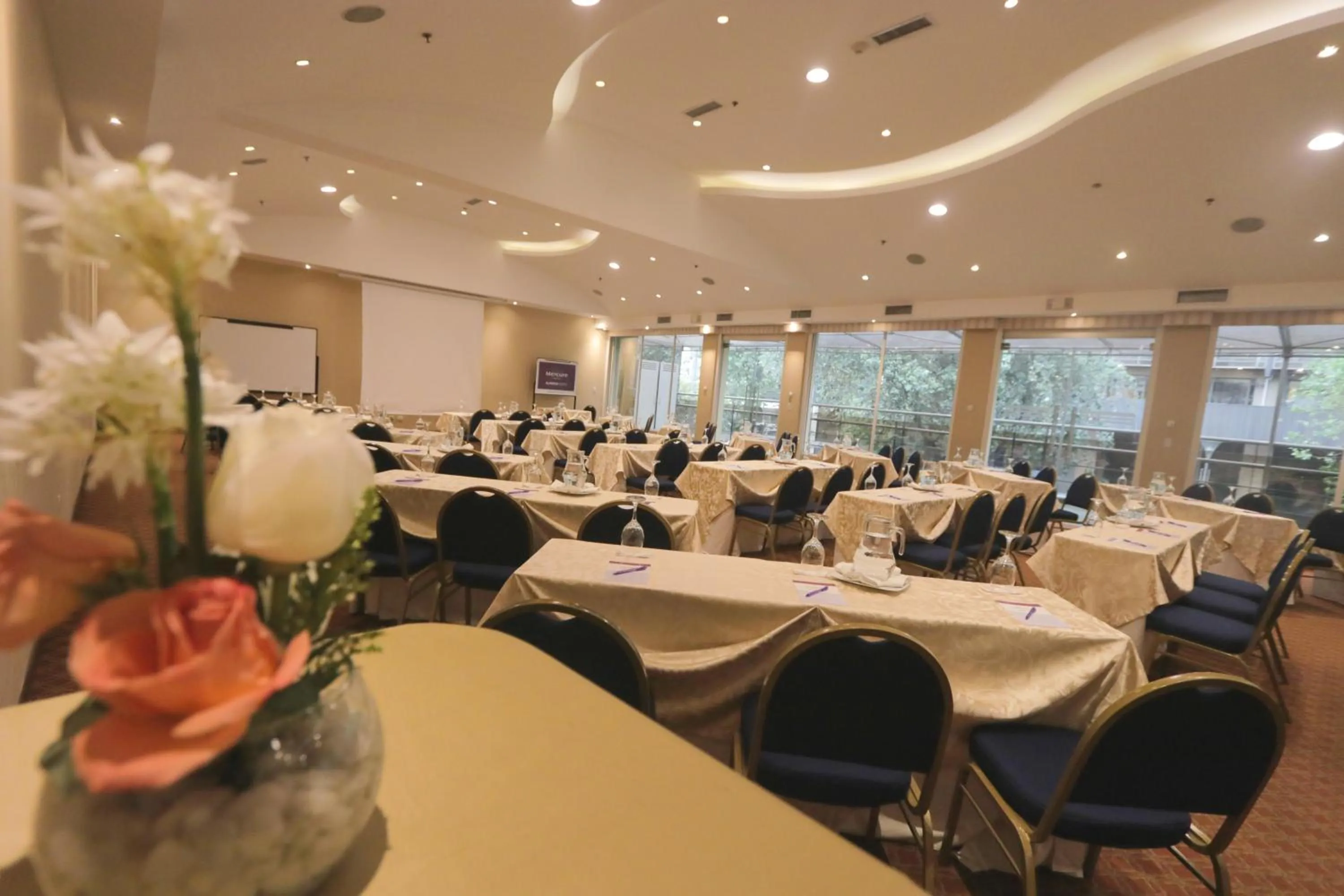 Banquet/Function facilities in Mercure Alameda Quito