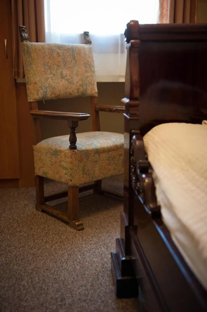 Seating area, Bed in Hotel Alef