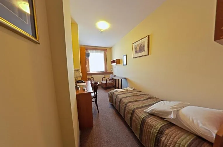 Photo of the whole room, Bed in Hotel Alef