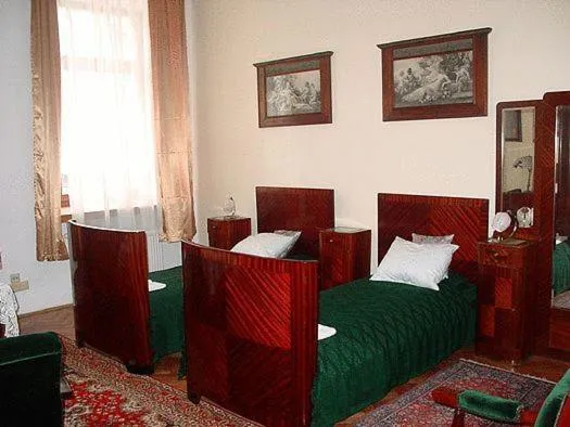 Bedroom, Bed in Hotel Alef
