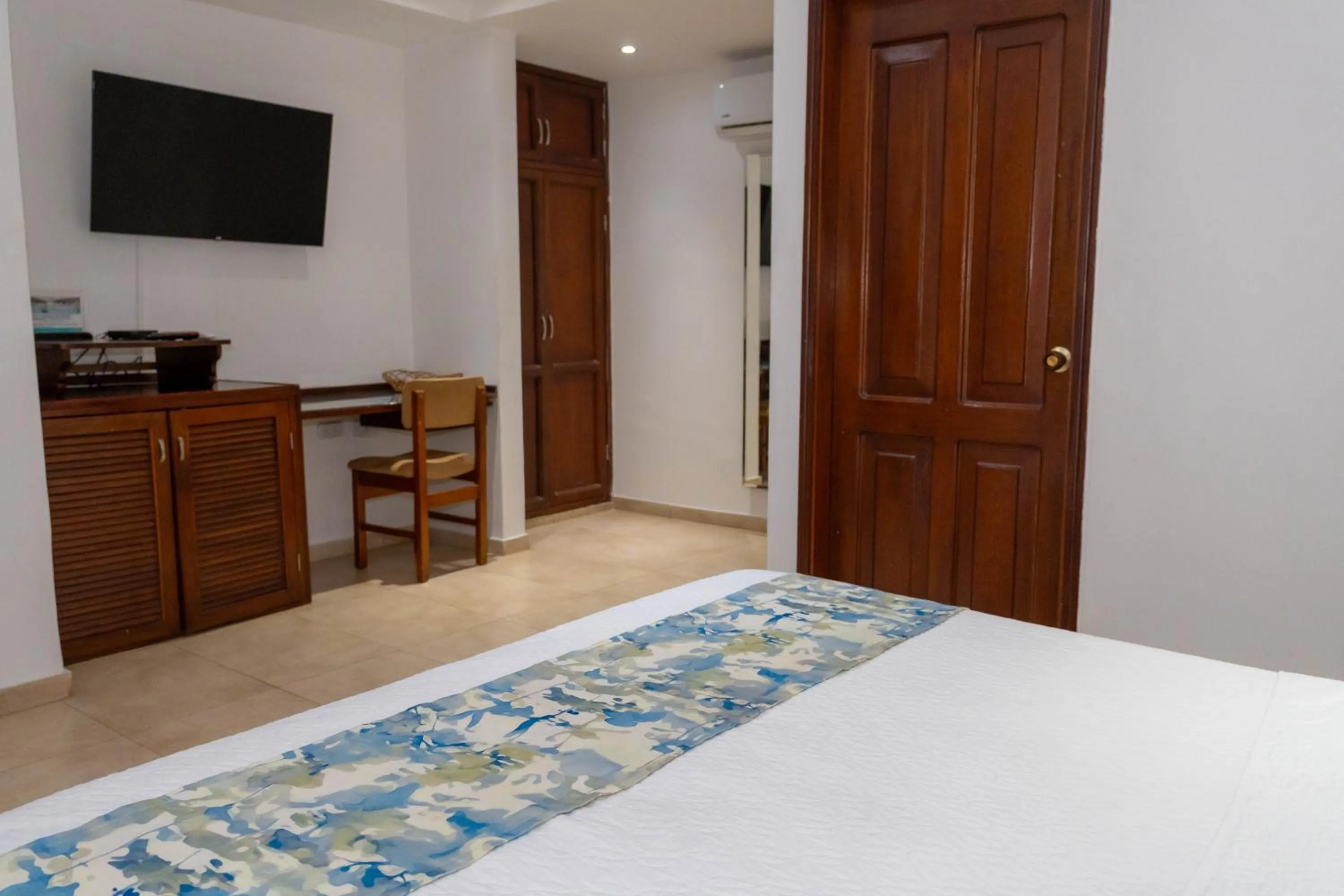 Bed in Hotel Coral Reef Cartagena