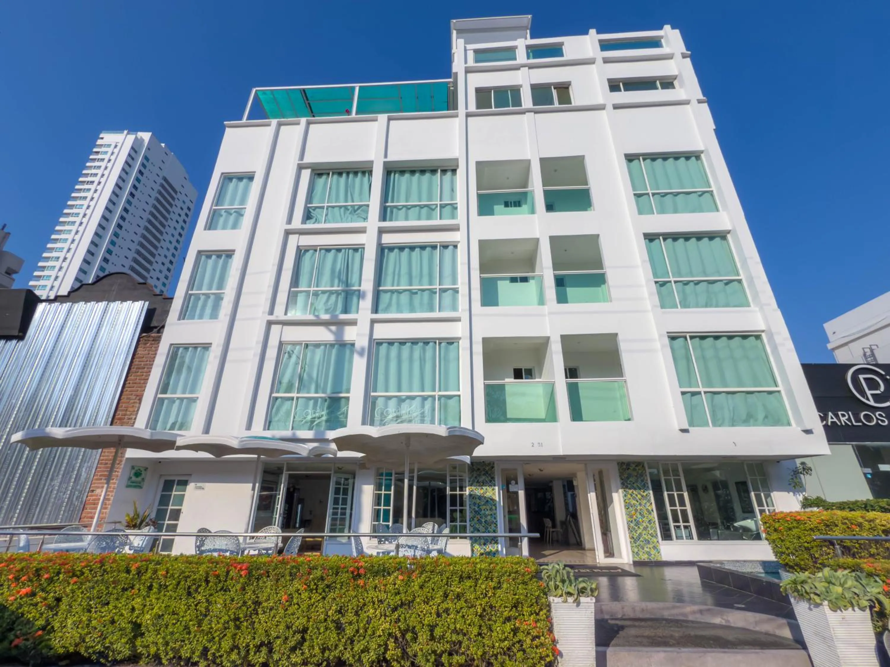 Property building in Hotel Coral Reef Cartagena