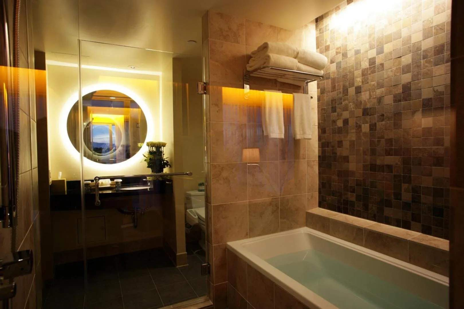 Miyako Hybrid Hotel Torrance