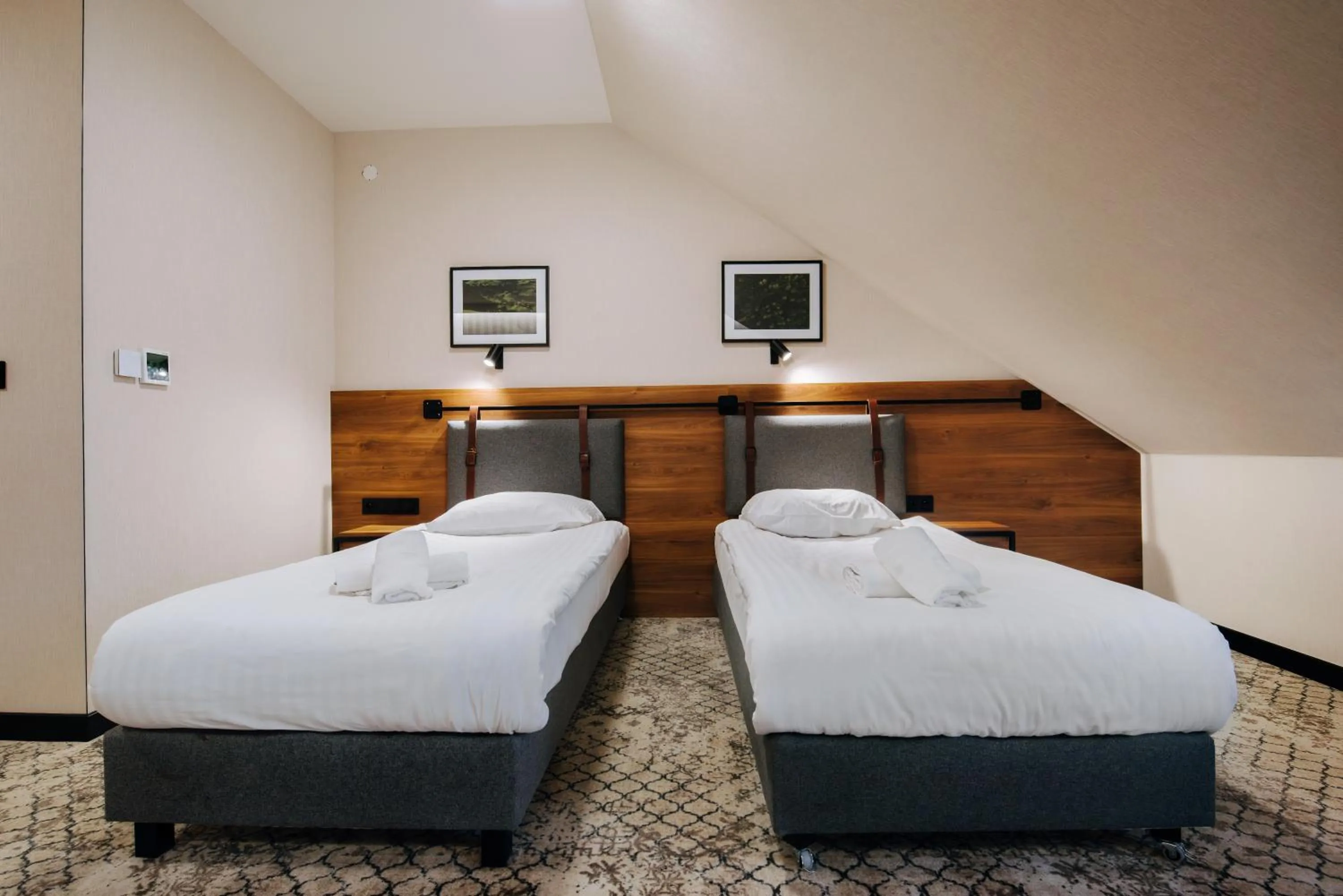 Bed in Hotel Cztery Pory Roku