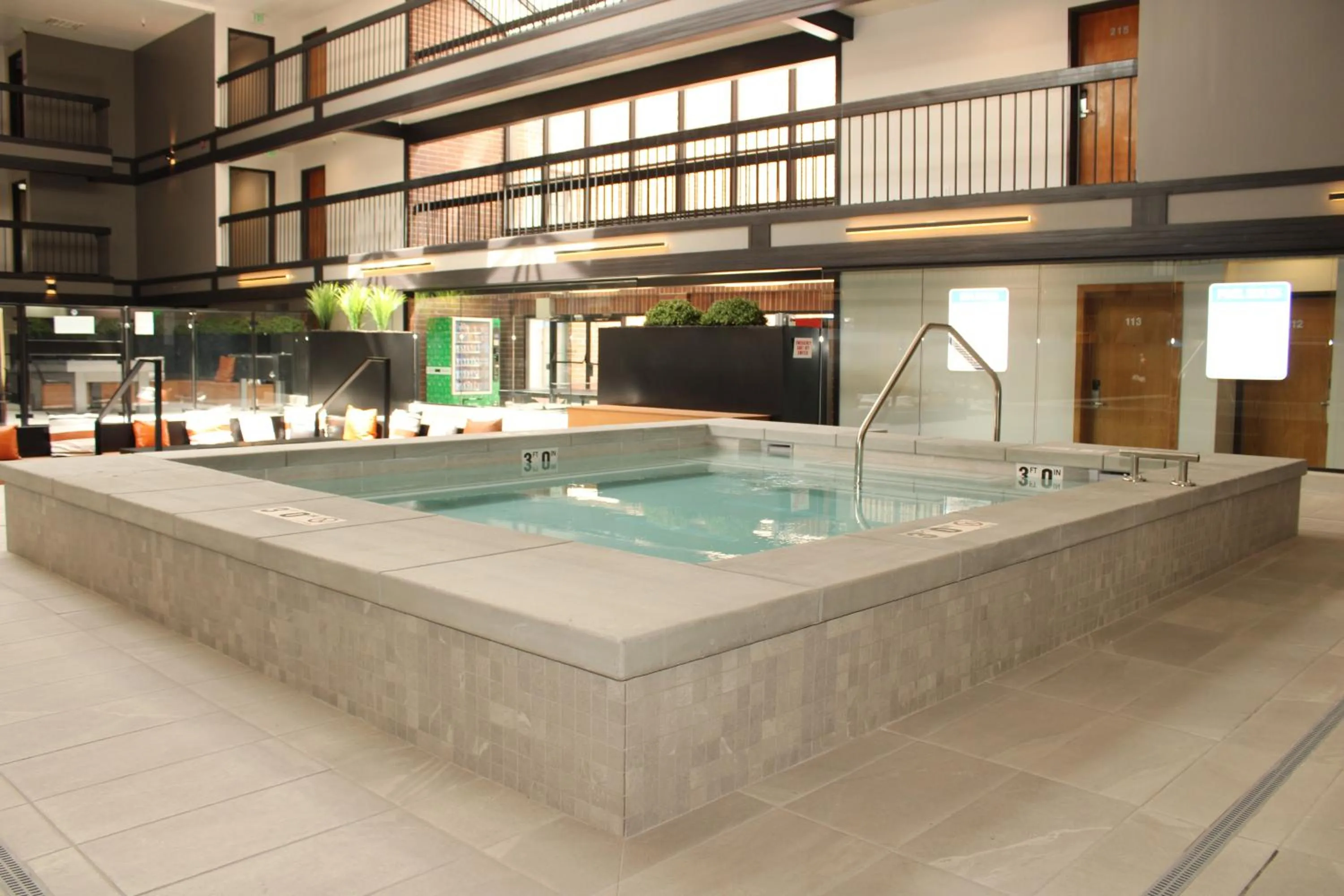 Hot Tub in Park Plaza Resort - Park City, Ascend Collection Hotel