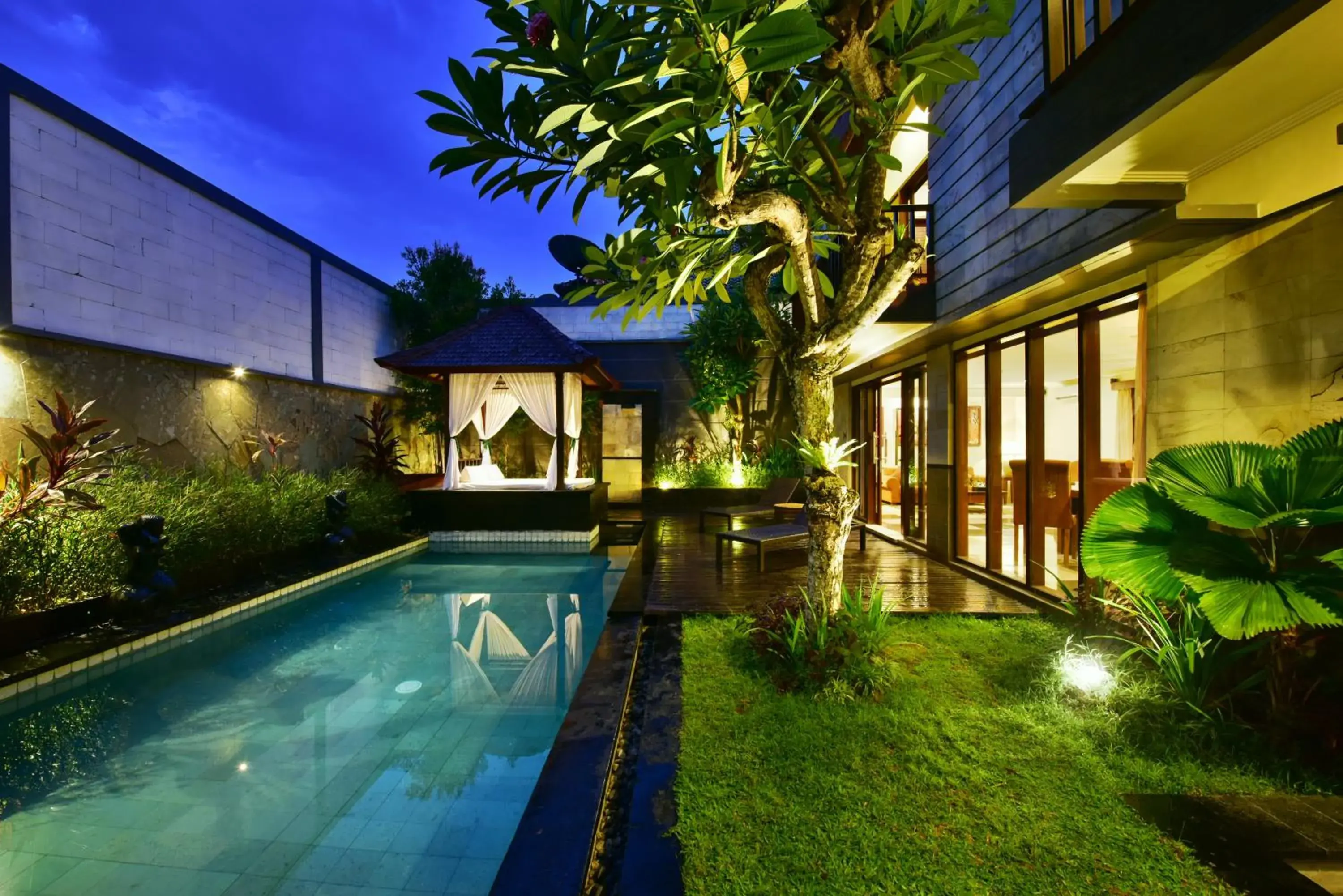 Two-Bedroom Villa with Private Pool in The Khayangan Dreams Villa, Seminyak Two-Bedroom Villa with Private Pool in The Khayangan Dreams Villa, Seminyak