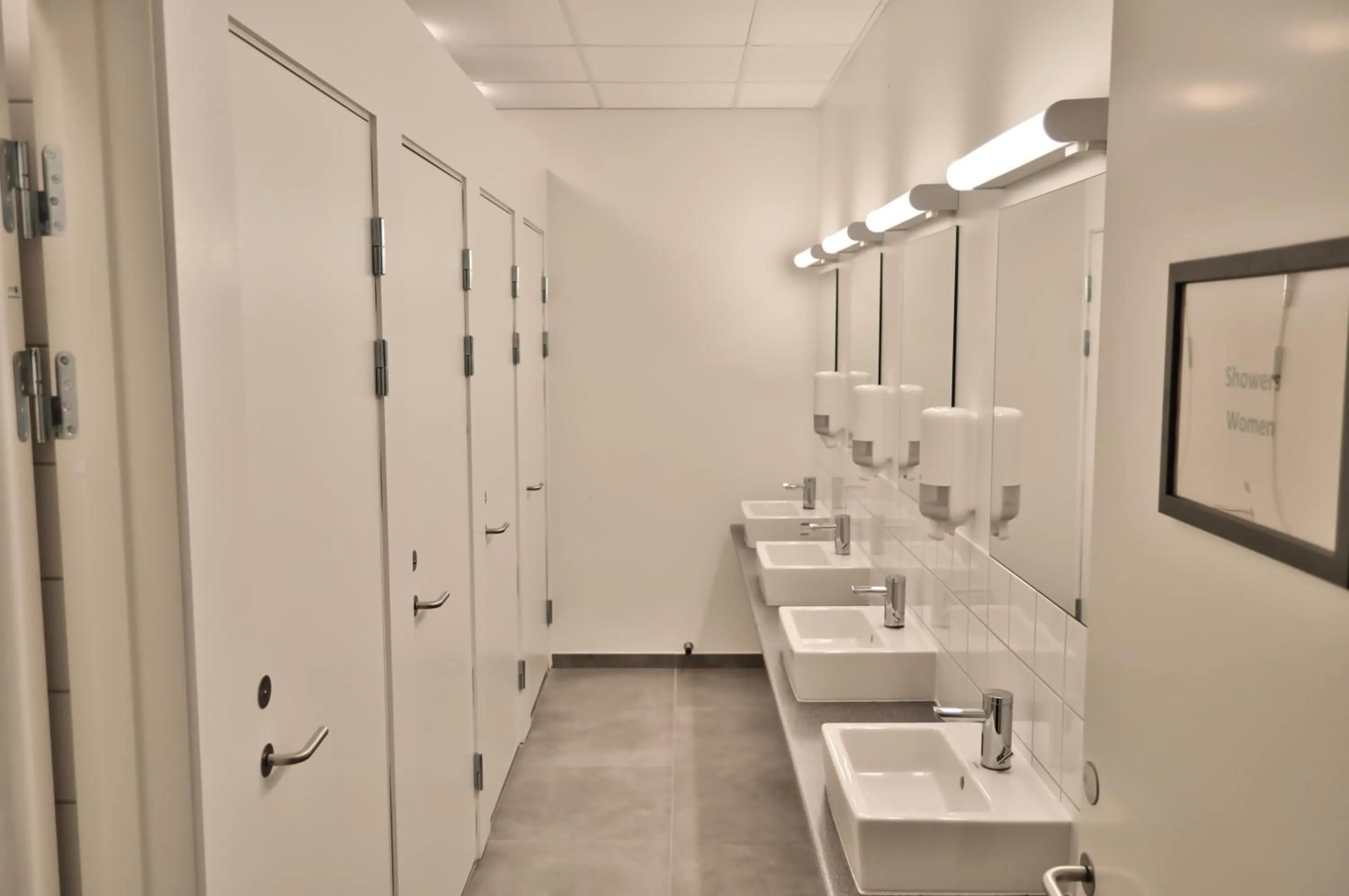 Public Bath in Danhostel Aarhus City