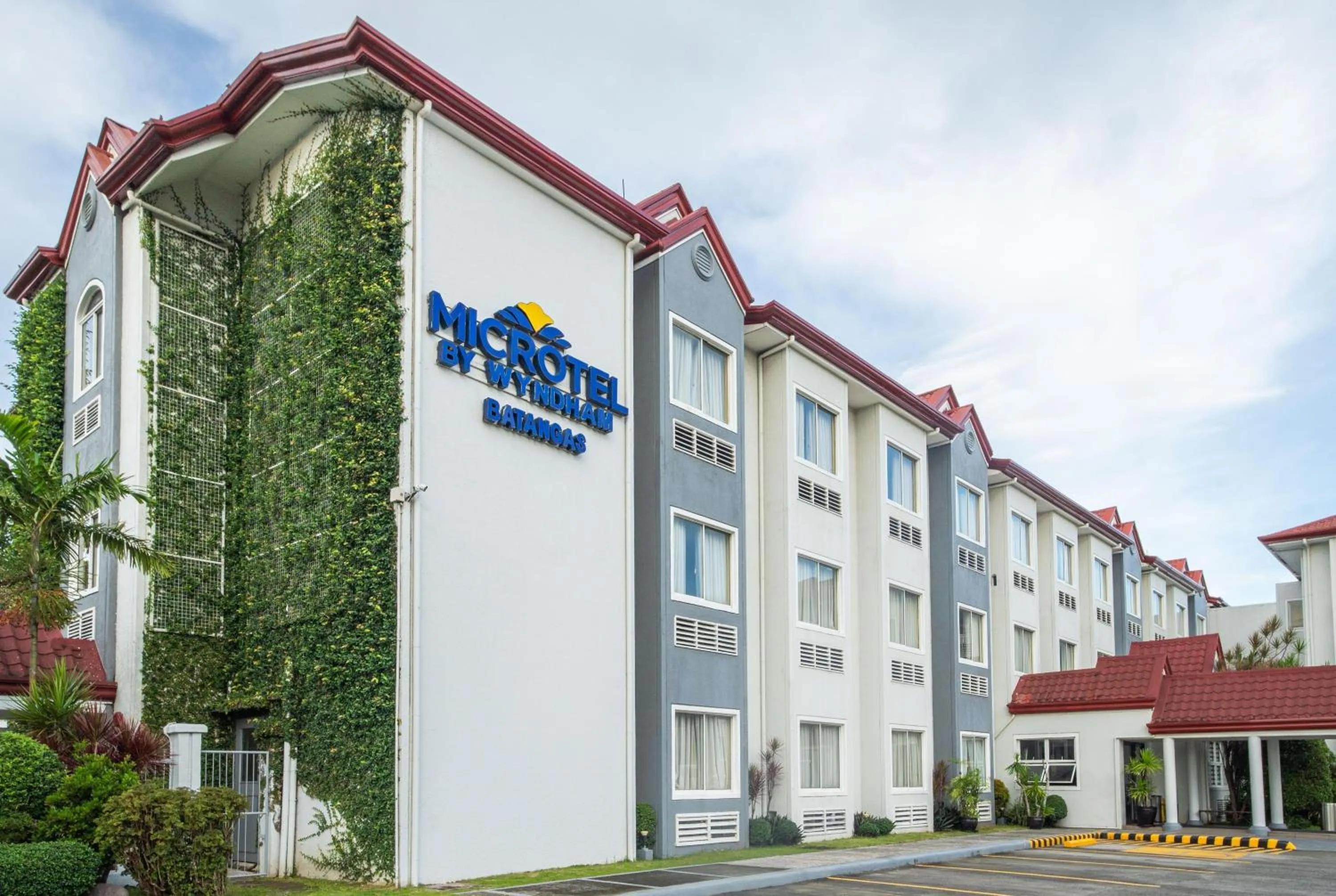 Property building in Microtel by Wyndham Batangas