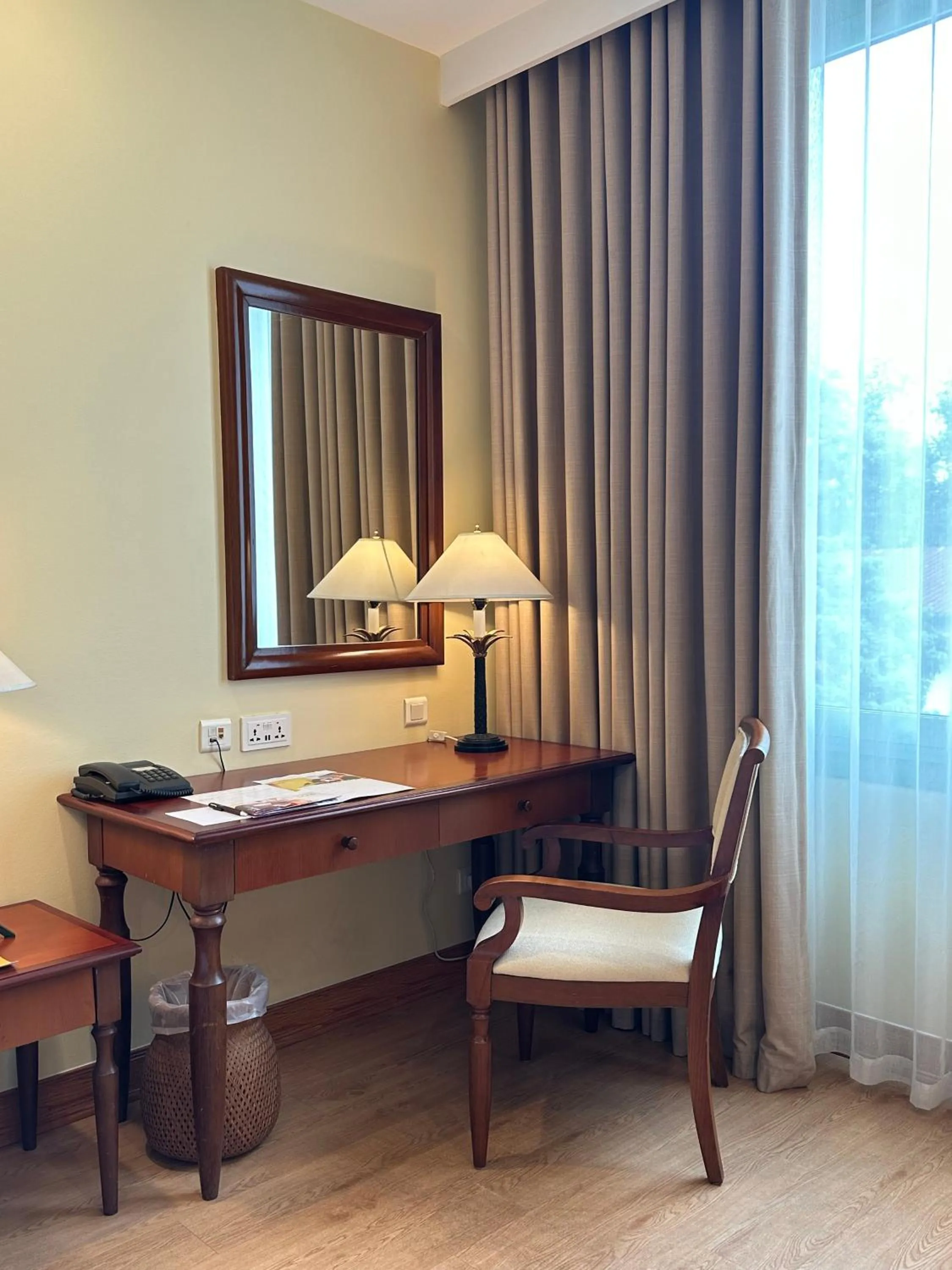 Seating area in Hai Phong Harbour View Hotel