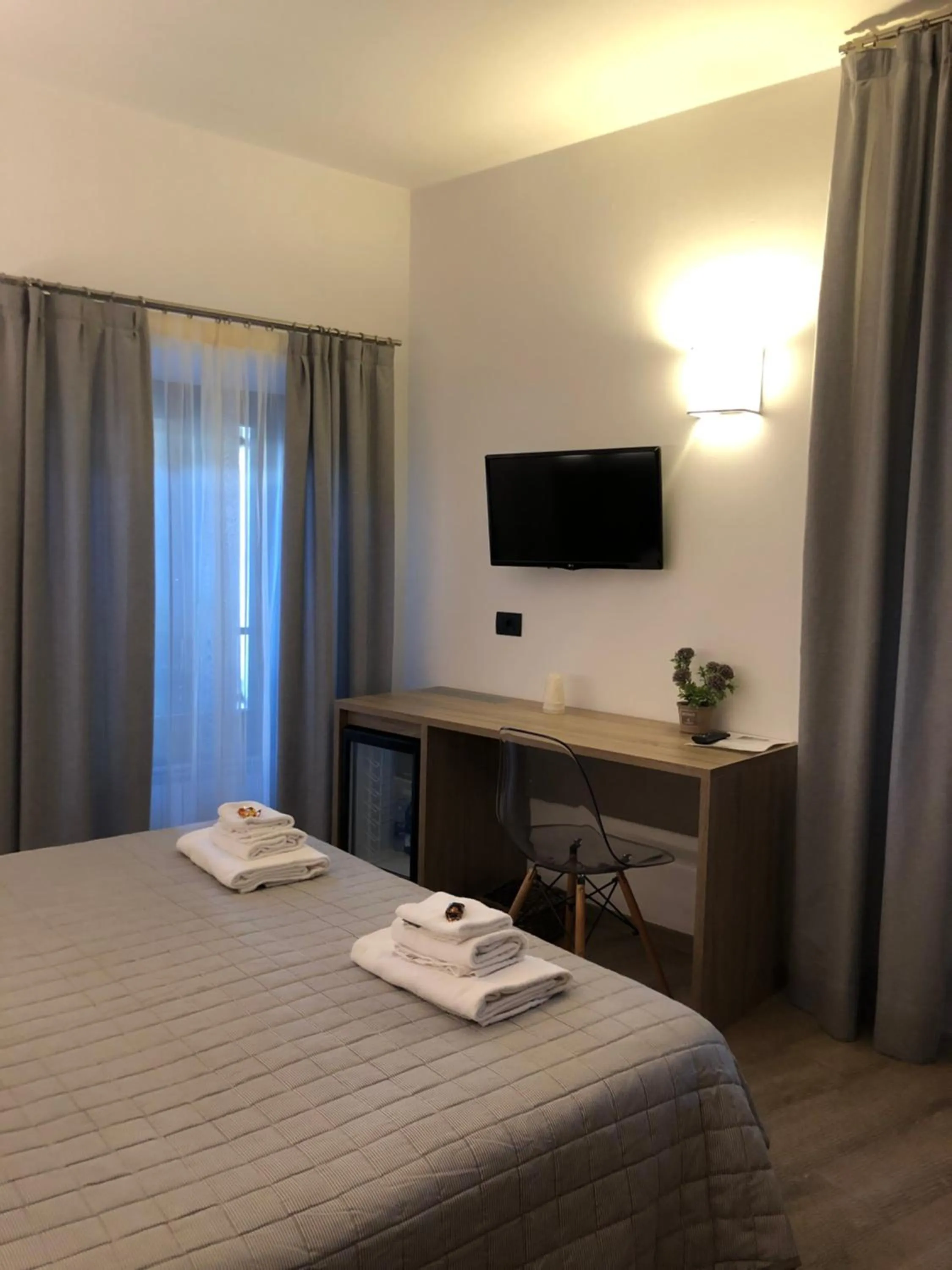 Bed in Albergo Grobberio