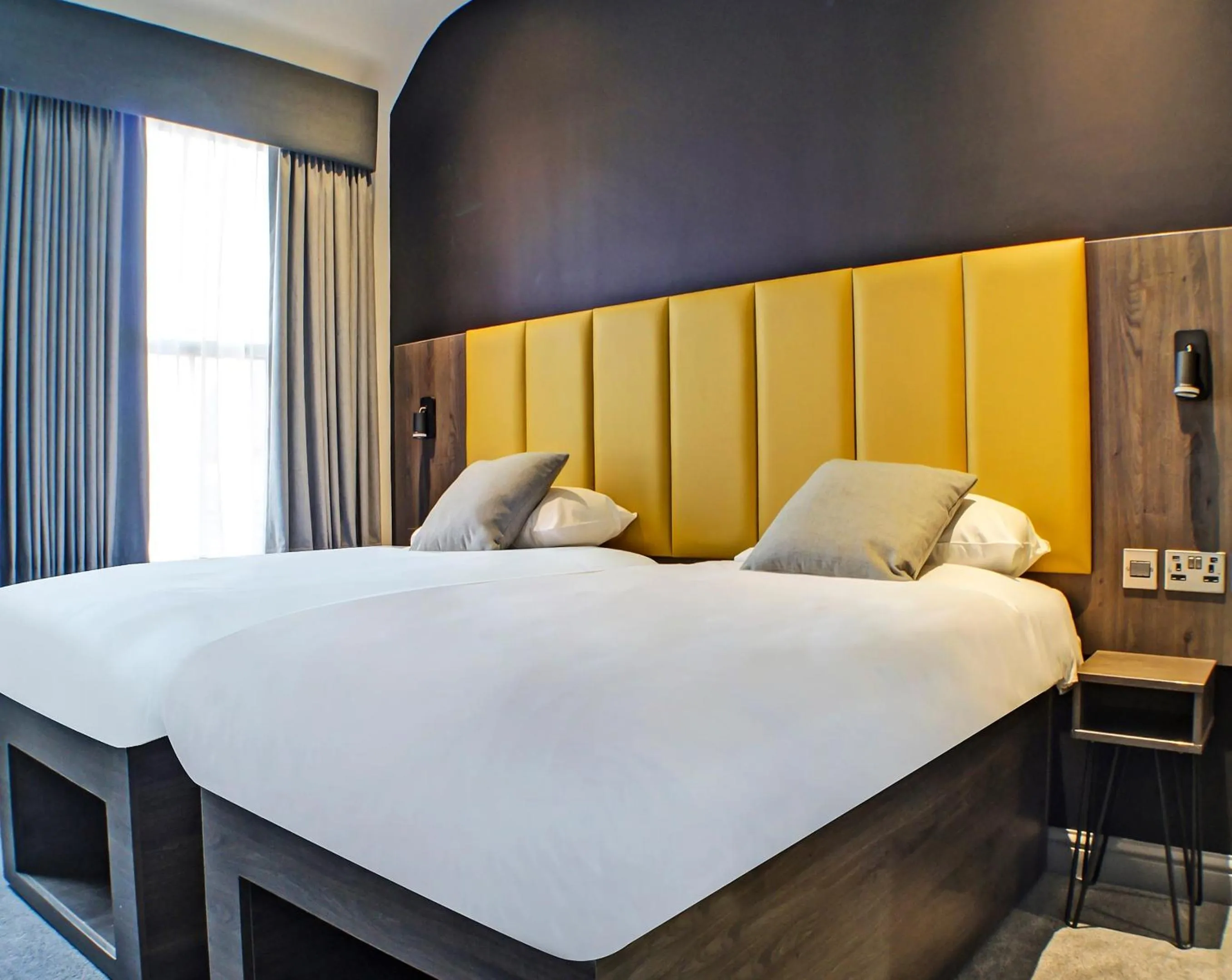 Bedroom, Bed in OYO Tamworth Arms Boutique Pub & Hotel