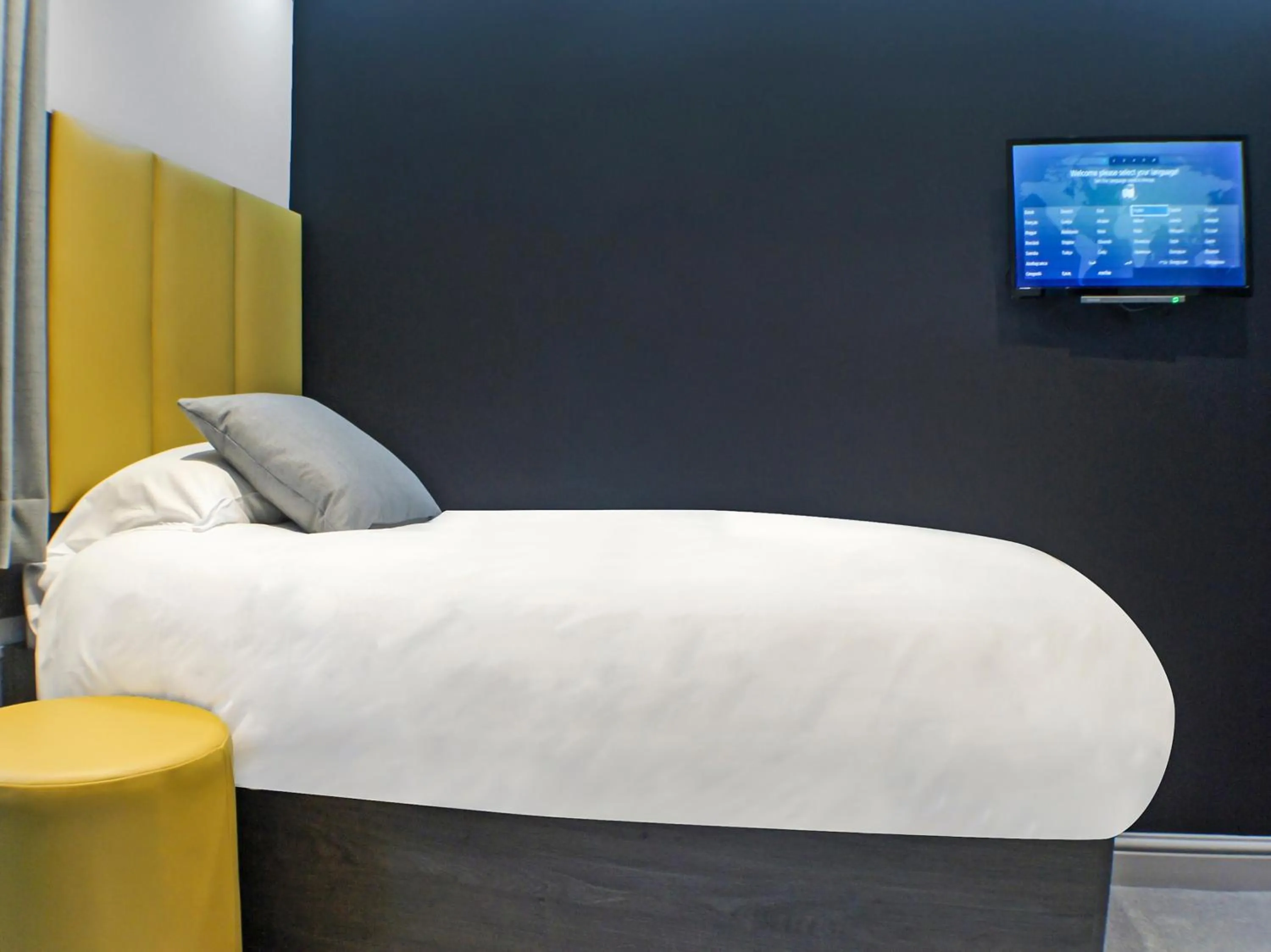 Bedroom, Bed in OYO Tamworth Arms Boutique Pub & Hotel