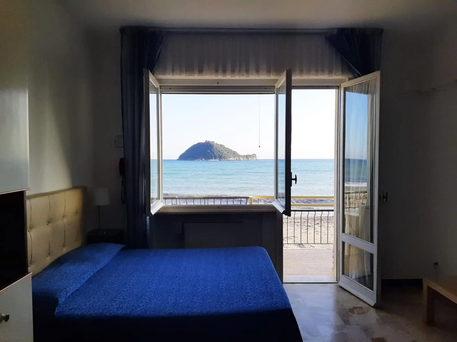 Balcony/Terrace, Bed in Residence Sole