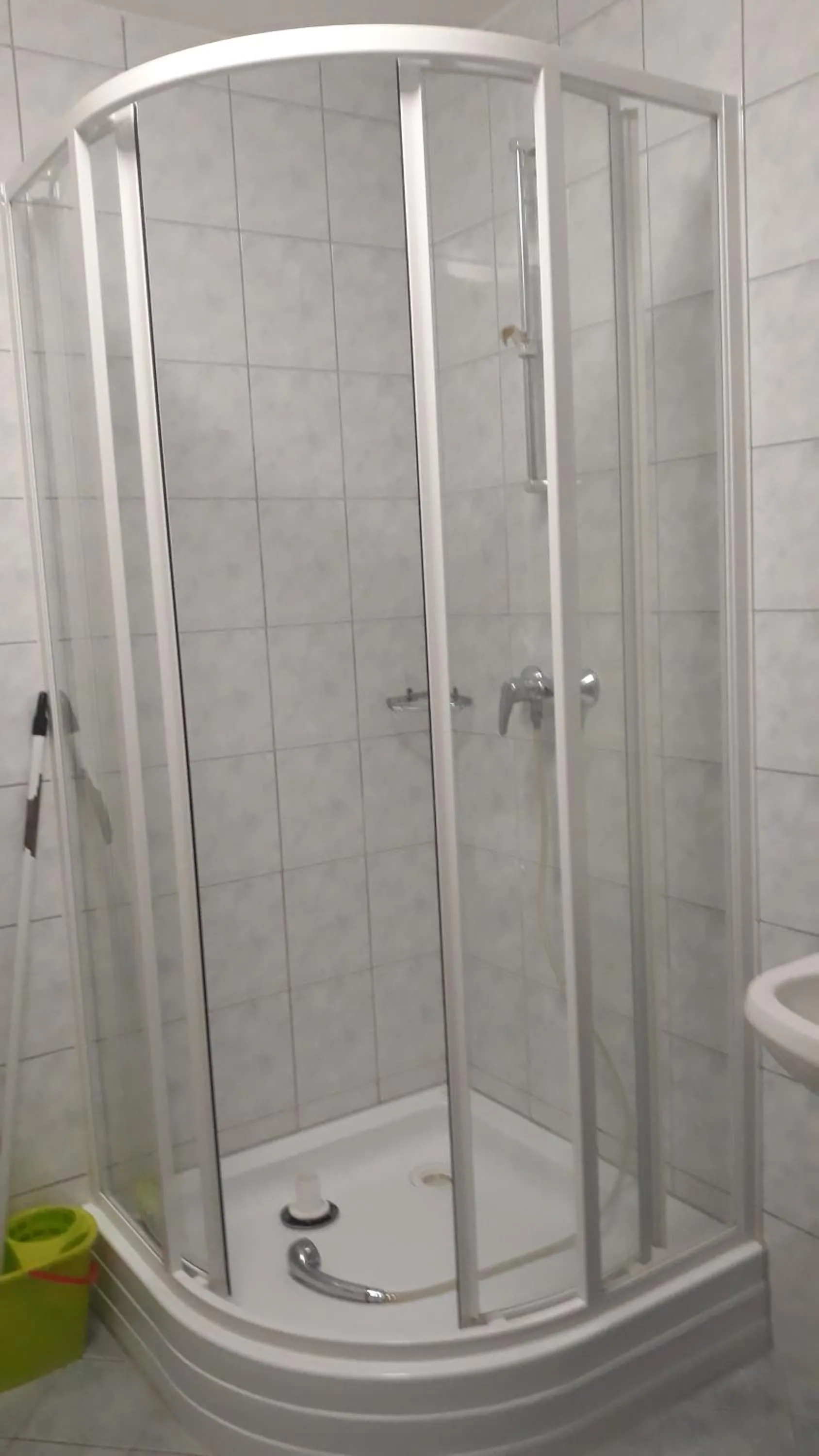 Bathroom in Szalóky Apartmanház