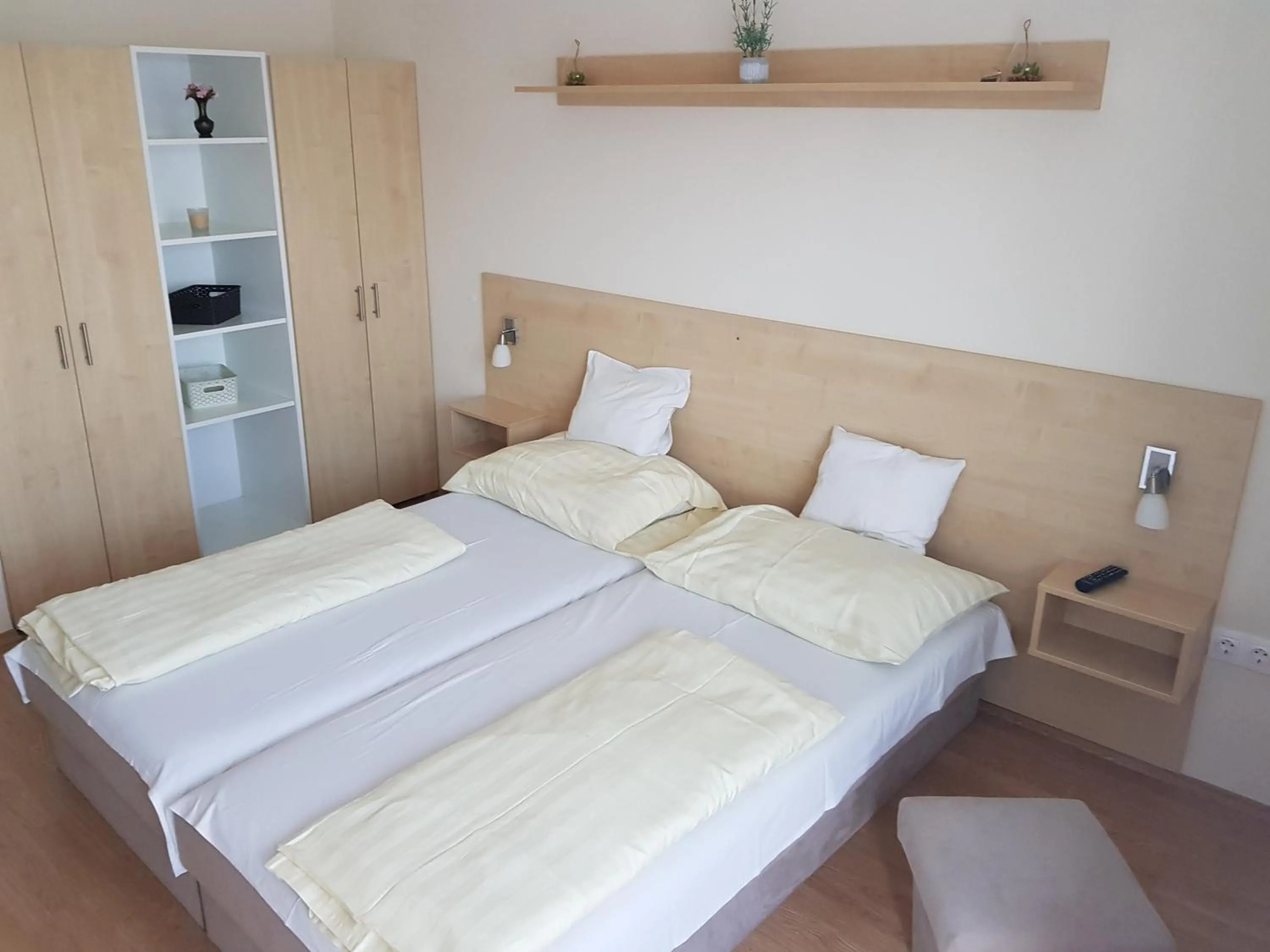 Bedroom, Bed in Szalóky Apartmanház