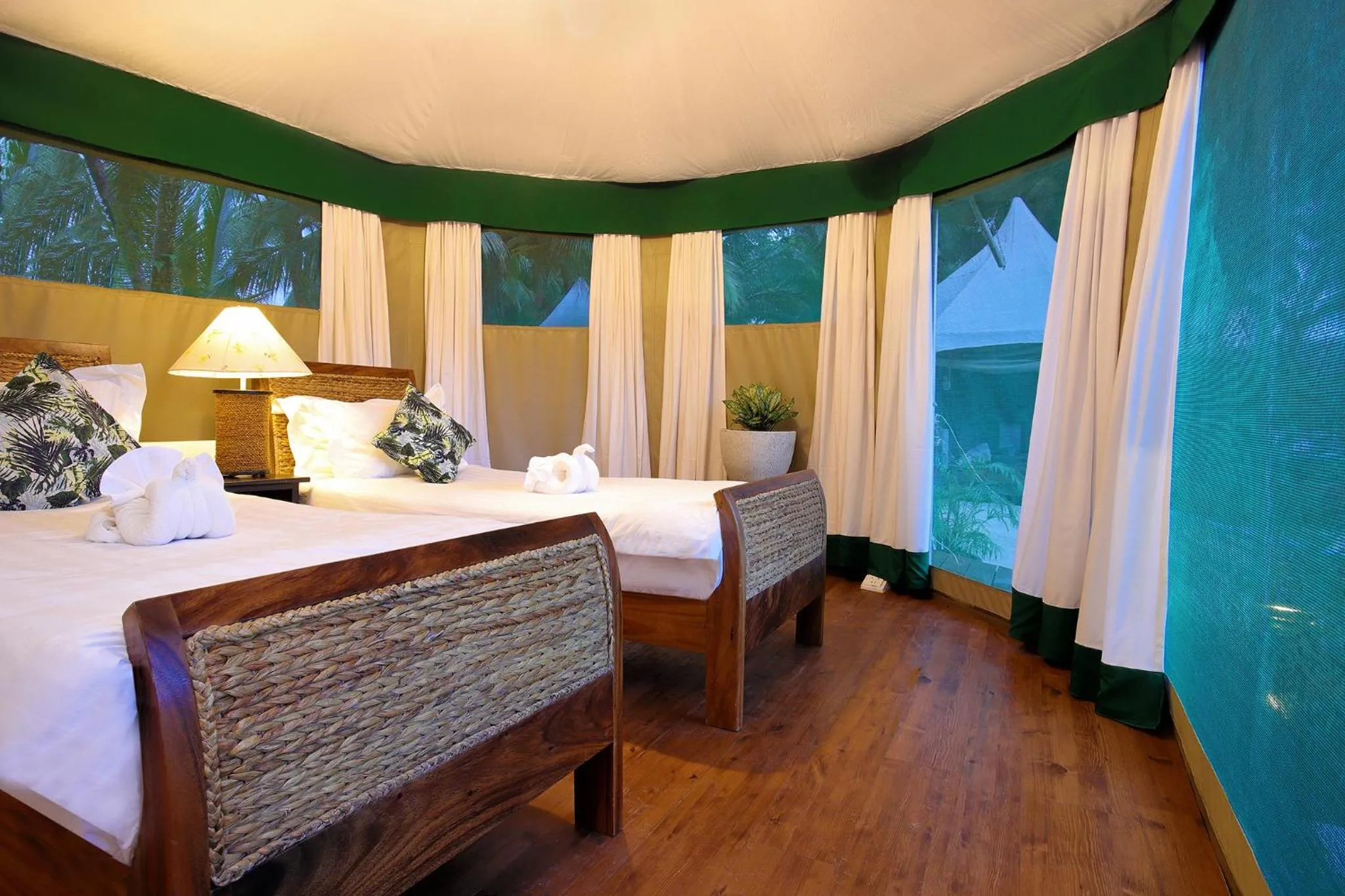 Bedroom, Bed in Canvas & Orchids Retreat