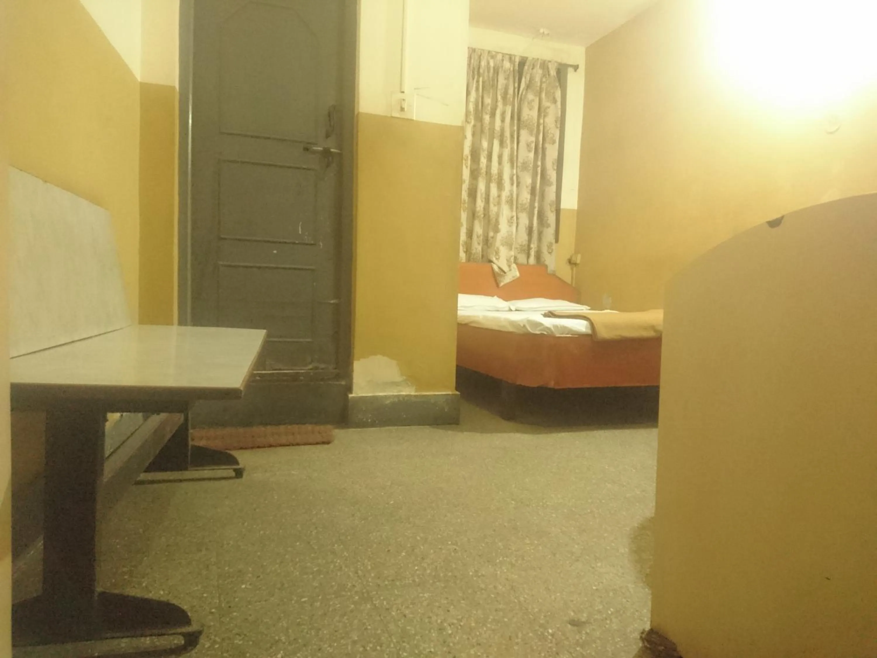 Bed in Greens Residency