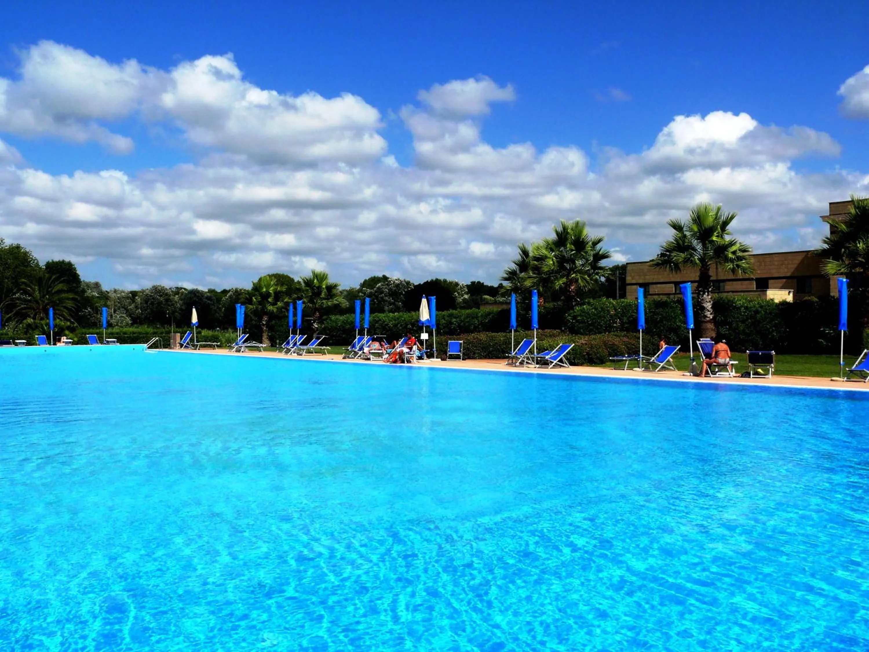 Swimming pool in Cosmopolitan Golf & Beach Resort