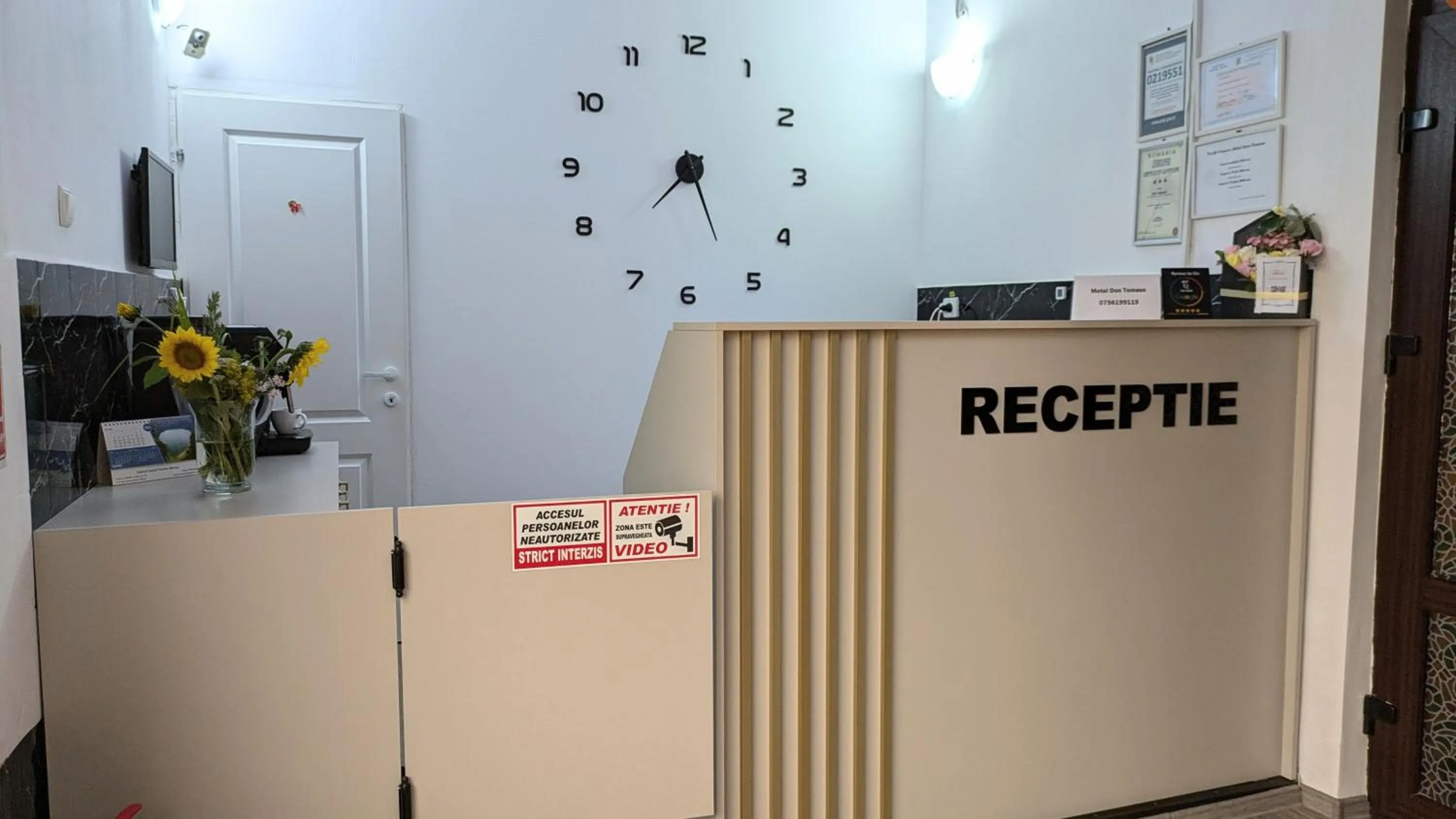 Lobby or reception in Motel Don Tomaso