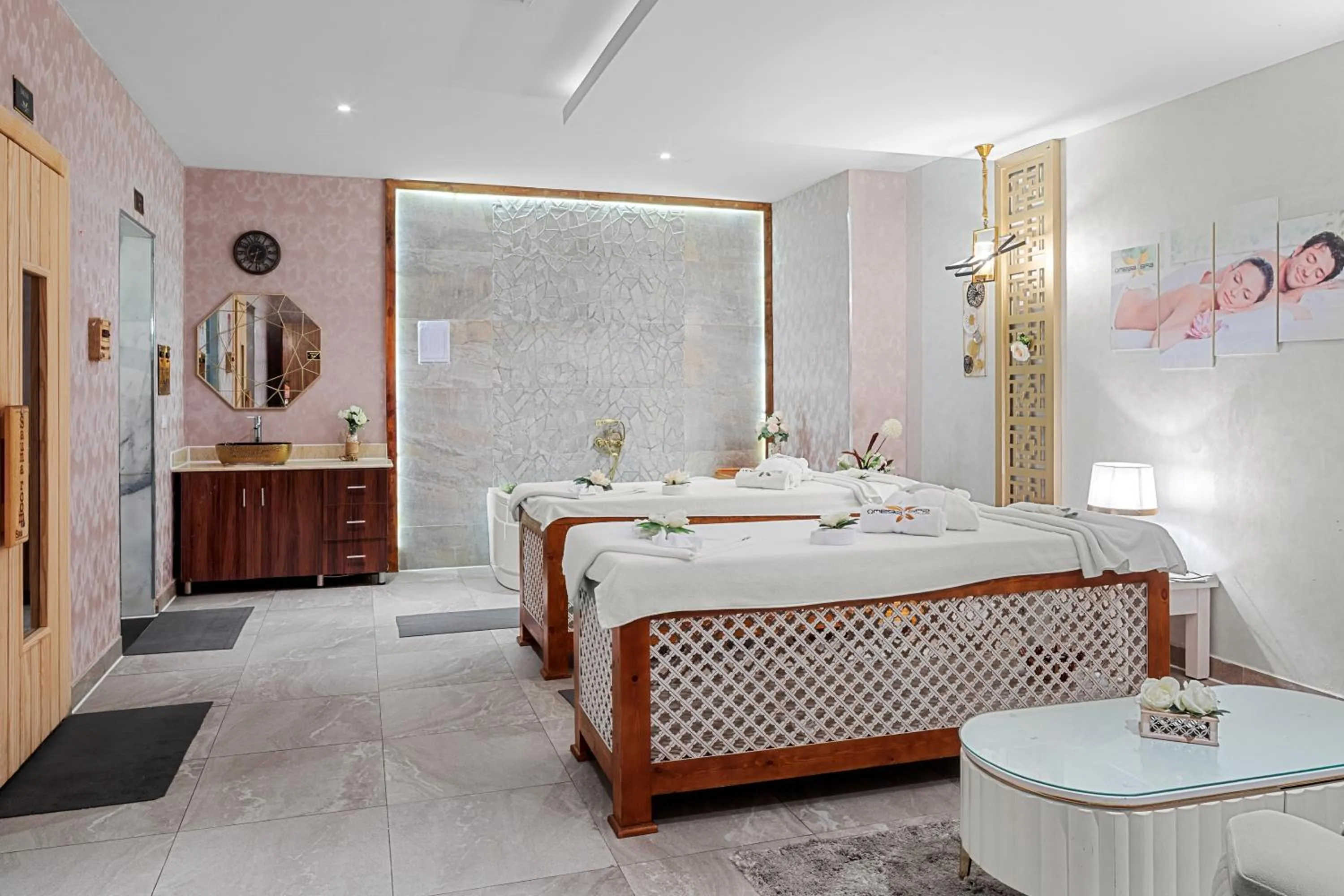 Massage, Bed in Pickalbatros Royal Grand Sharm - Adults Friendly 16 Years Plus