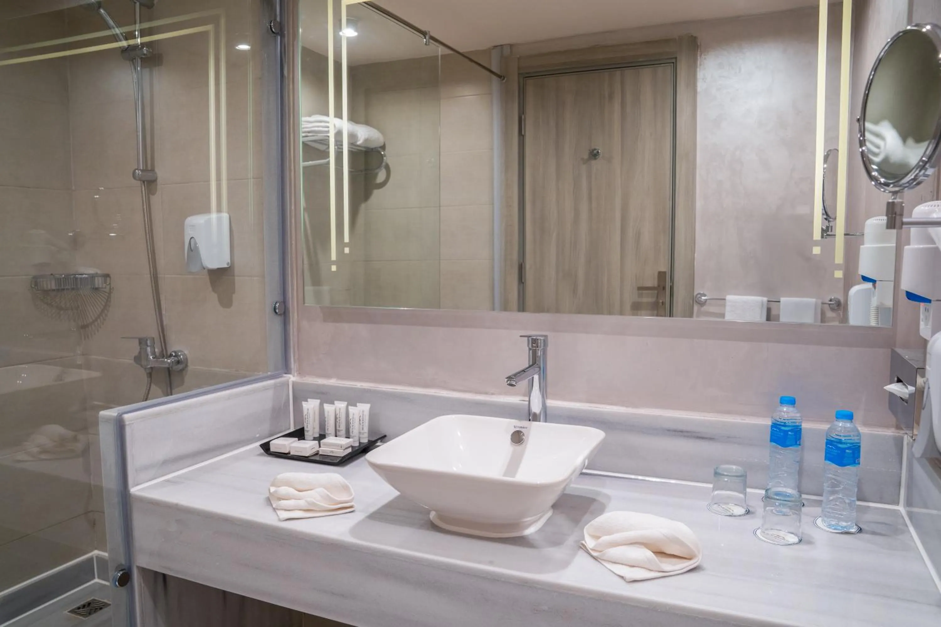 Shower in Pickalbatros Royal Grand Sharm - Adults Friendly 16 Years Plus