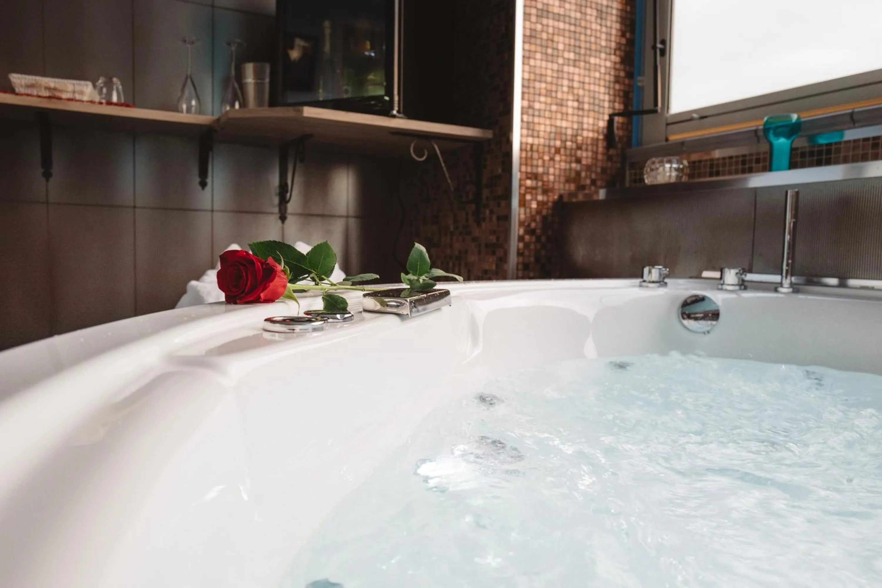 Hot Tub in B&B Palazzo del Toro
