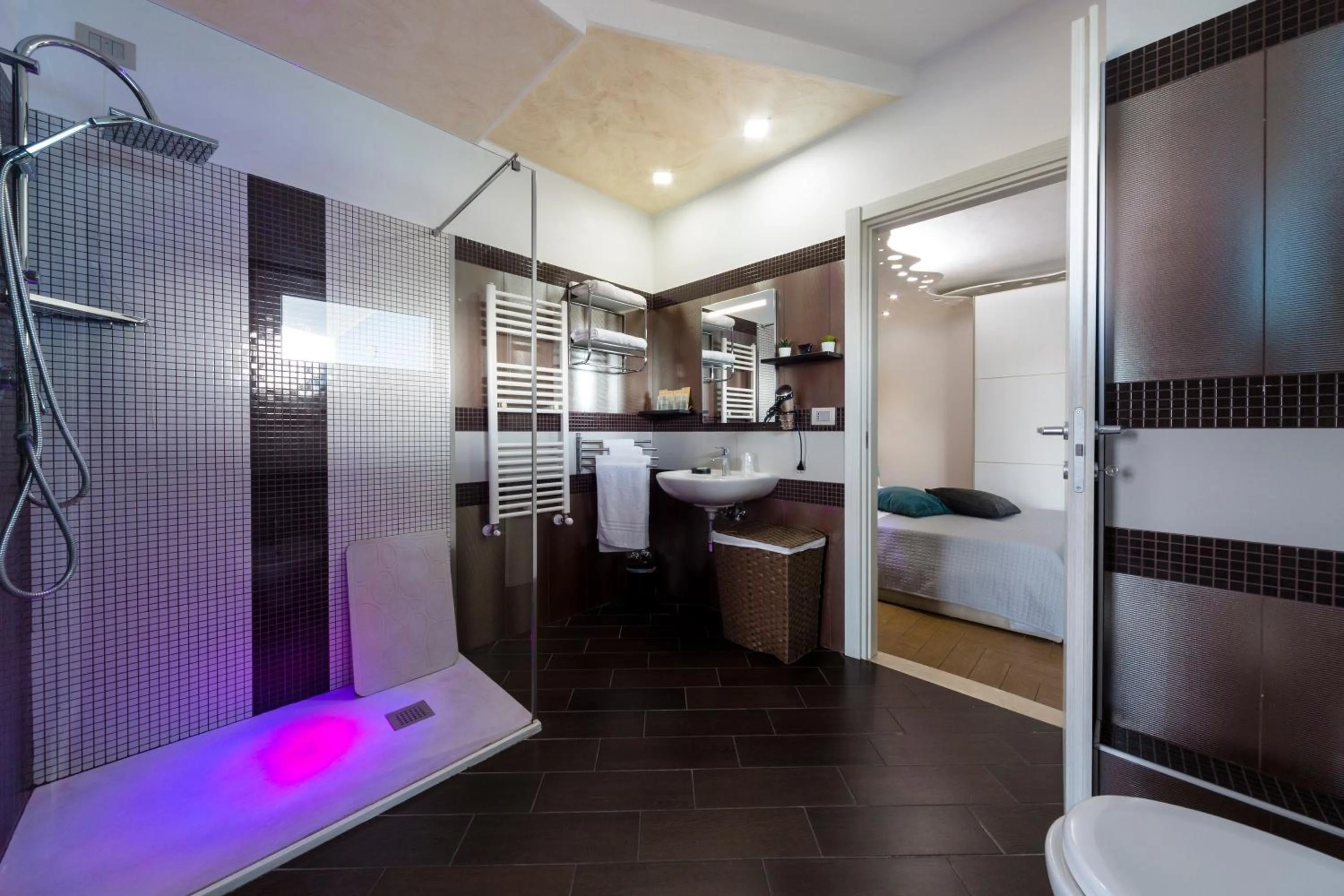 Shower in B&B Palazzo del Toro