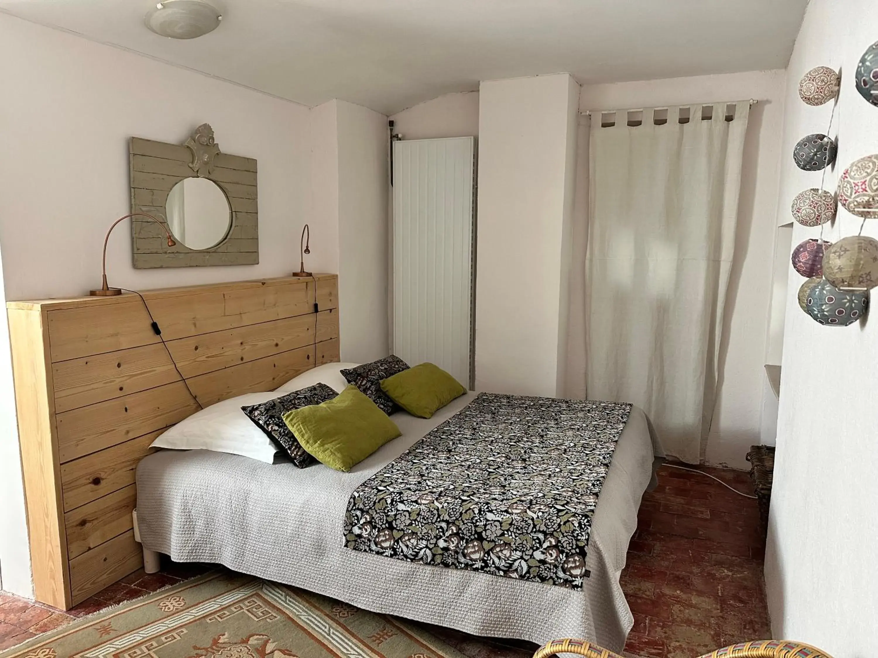 Double Room with Private Bathroom in Chambre D'hôte La Beaudine Double Room with Private Bathroom in Chambre D'hôte La Beaudine