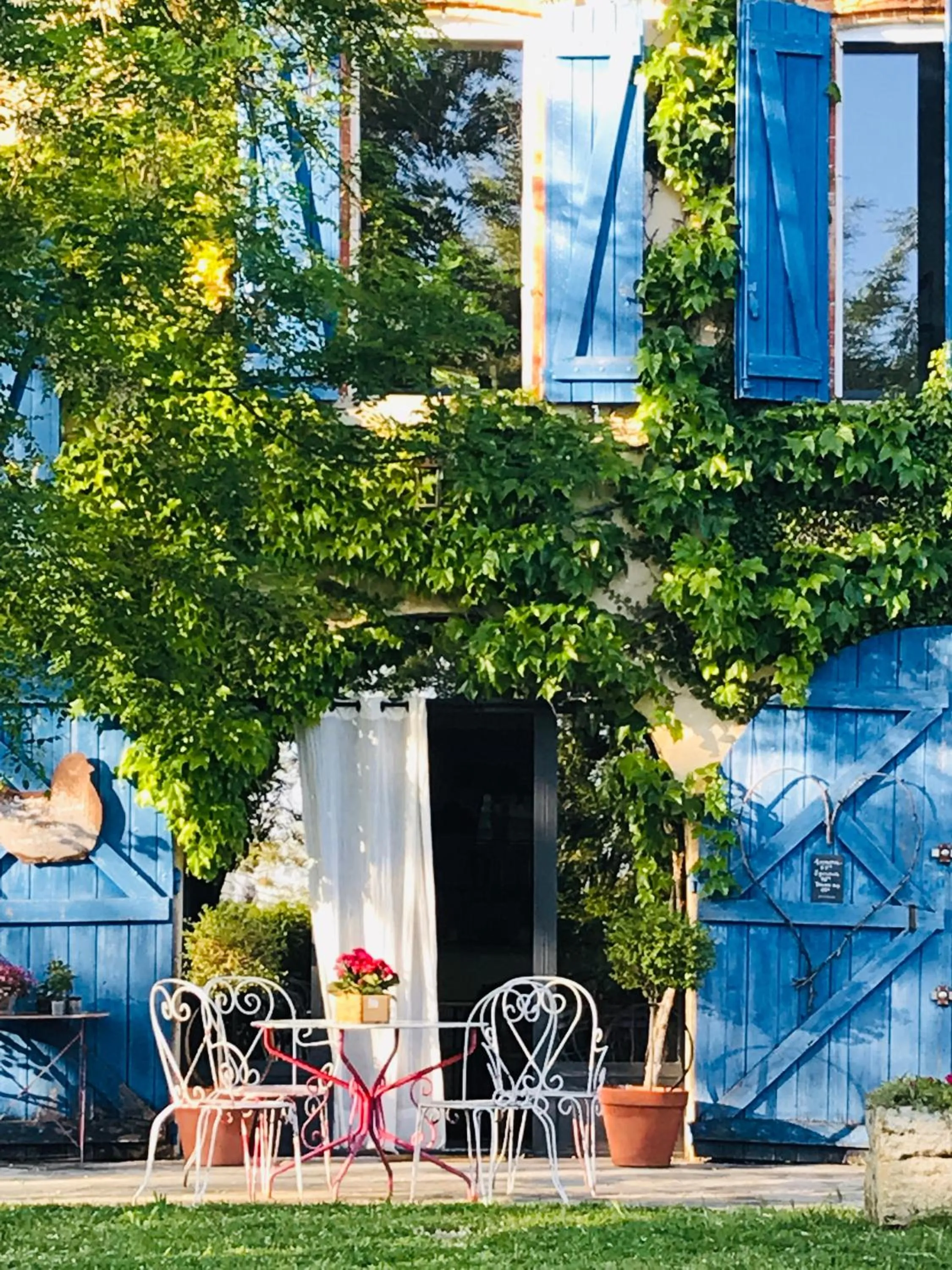 Property building in Chambre D'hôte La Beaudine