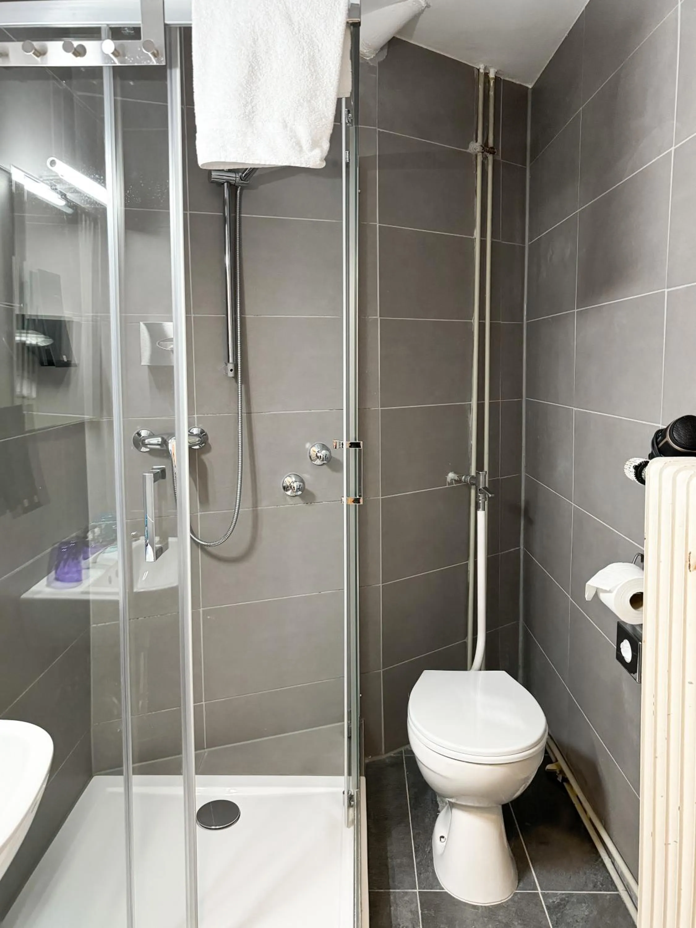 Shower in Hotel Sendlinger Tor