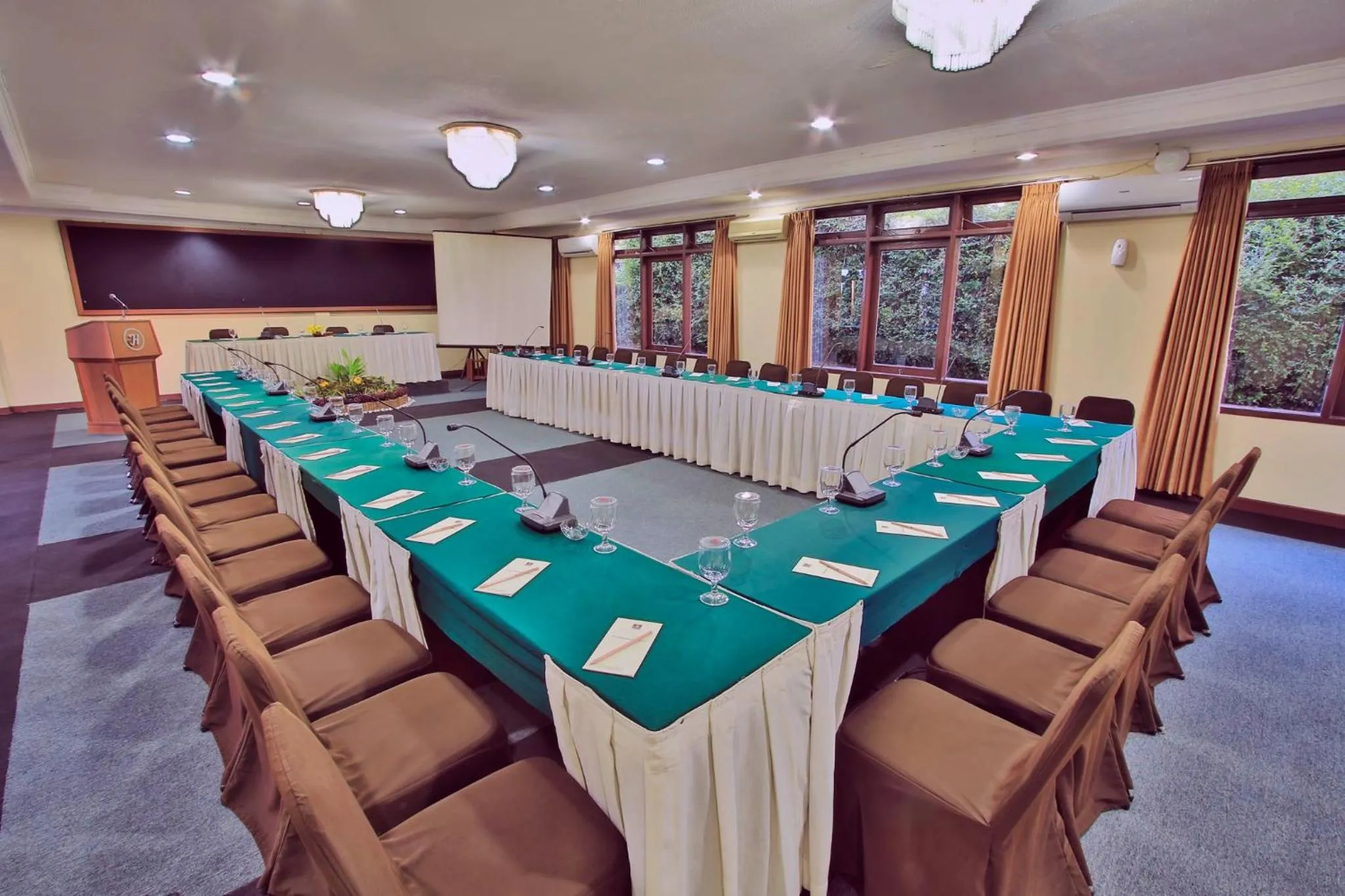 Business facilities in The Jayakarta Cisarua