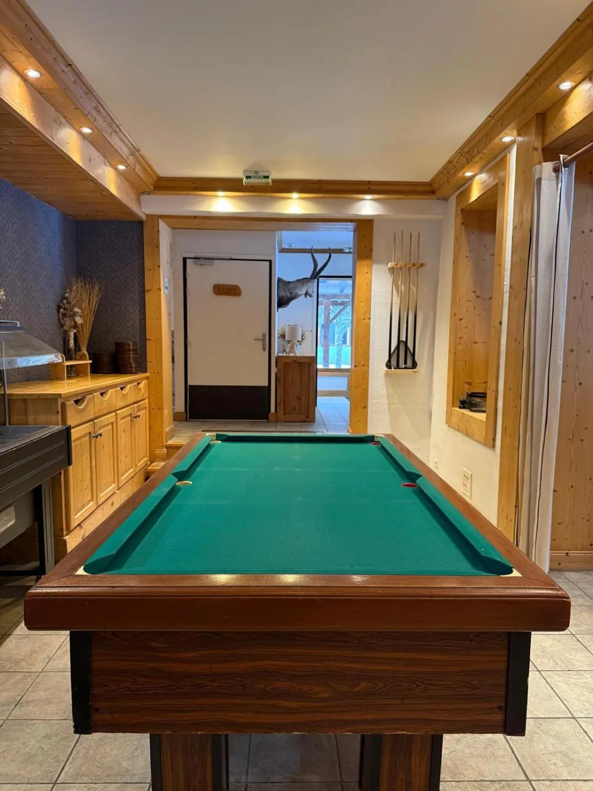 Billiard in L'Arveyron Open House