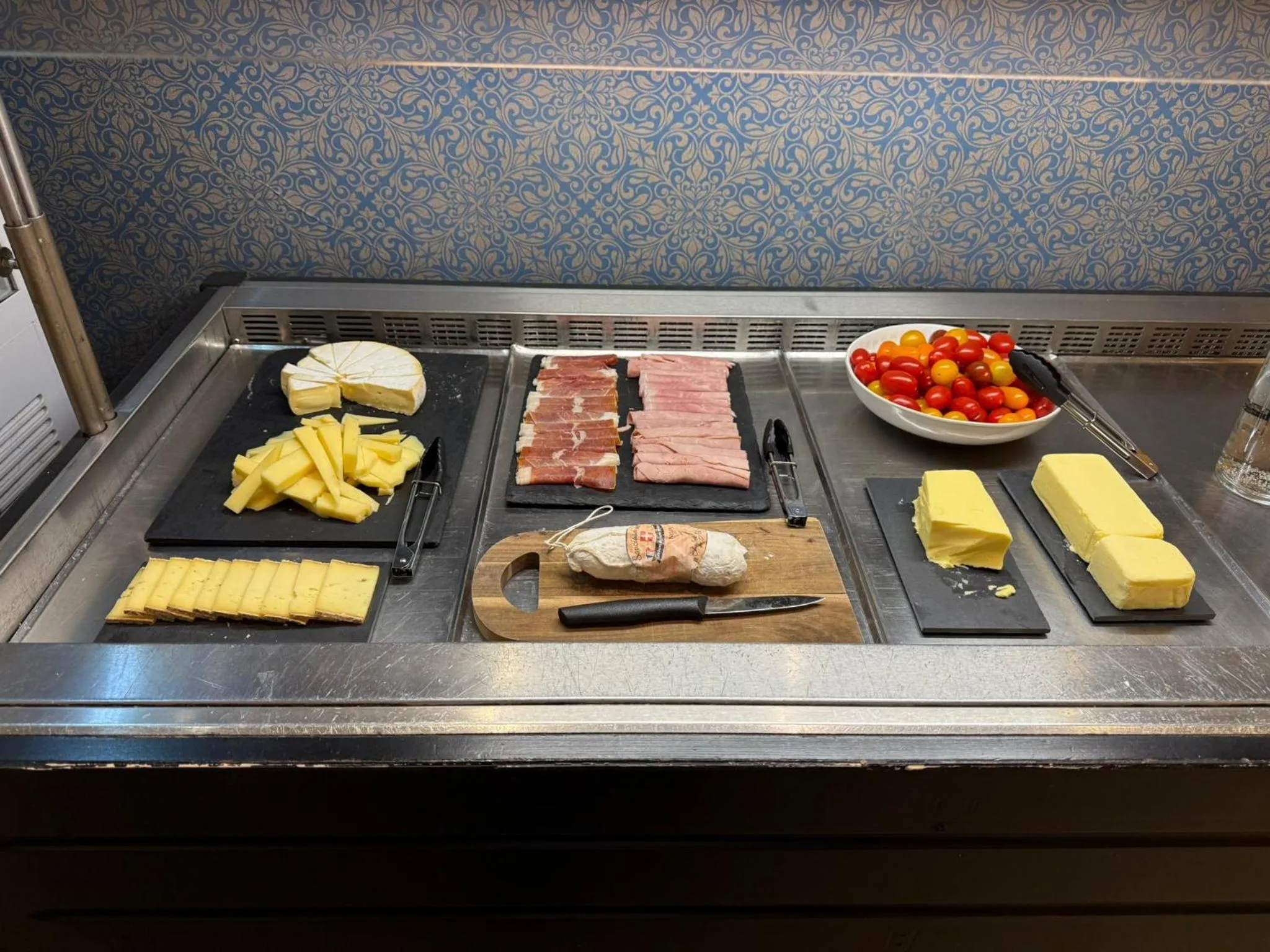 Breakfast in L'Arveyron Open House