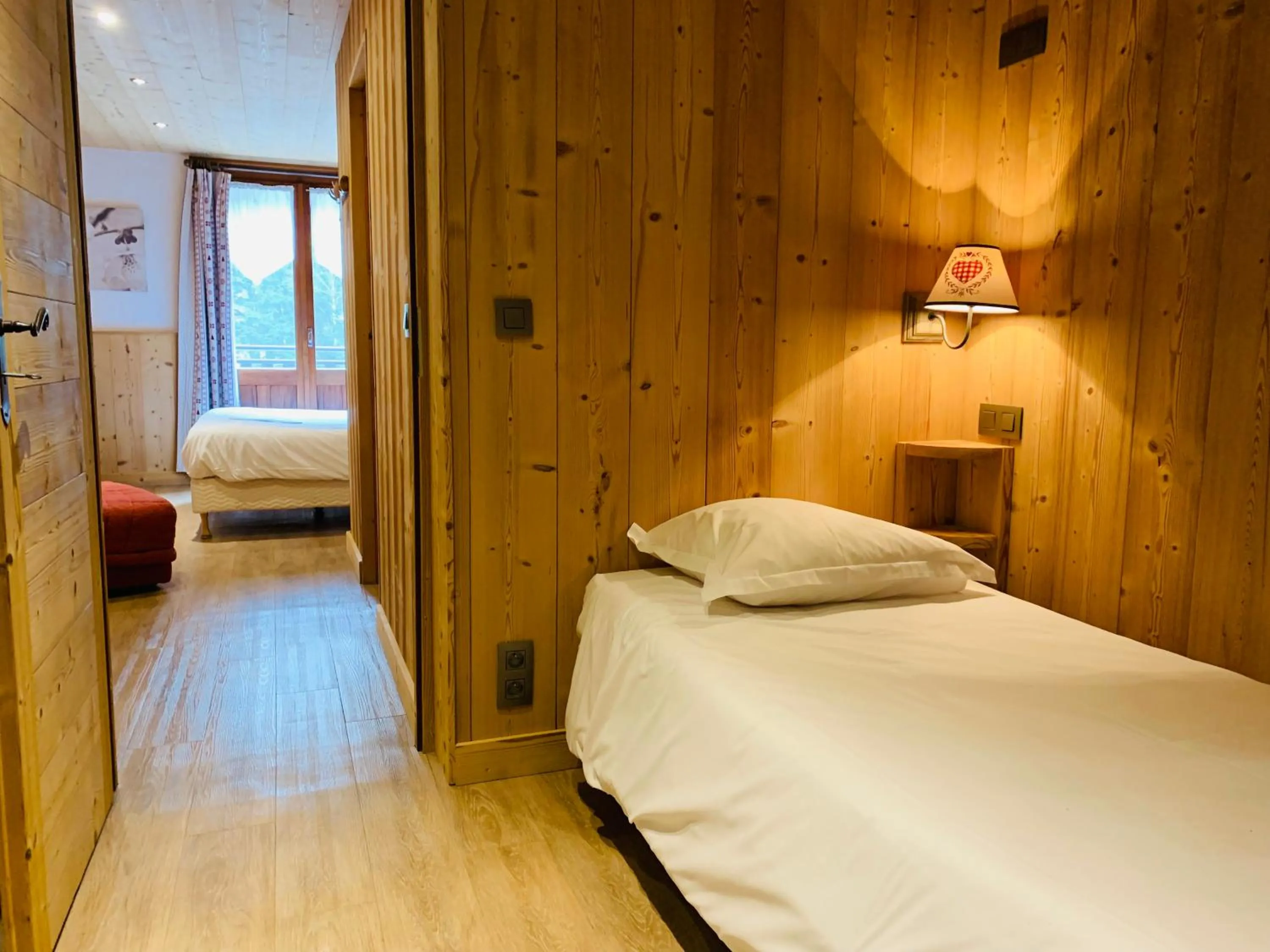 Bed in L'Arveyron Open House