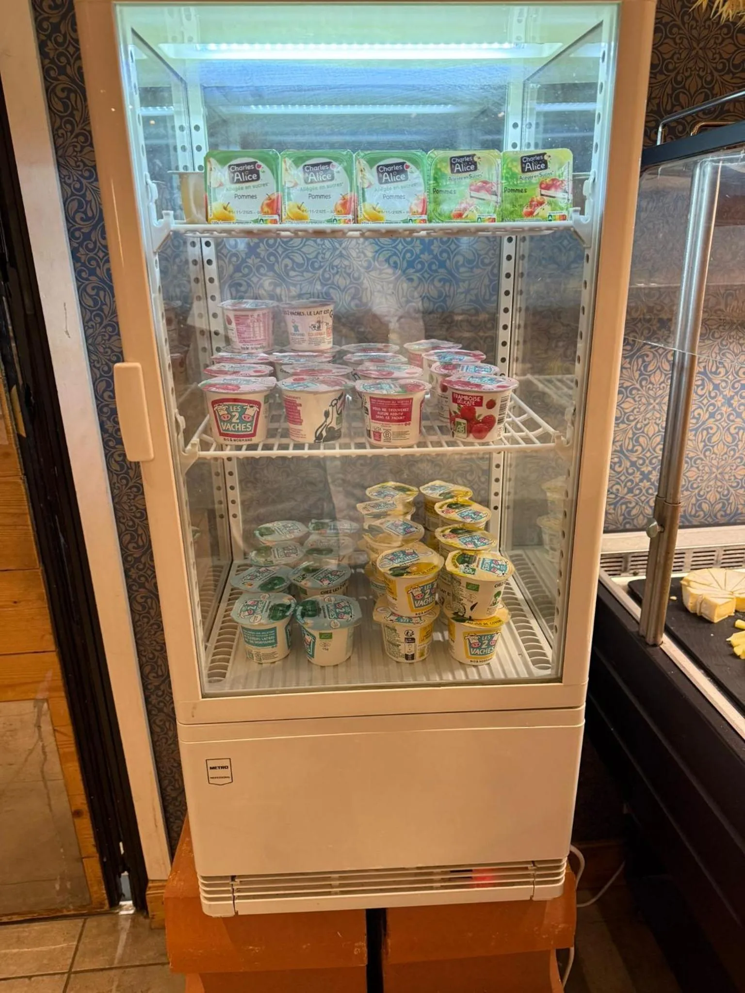 Breakfast in L'Arveyron Open House