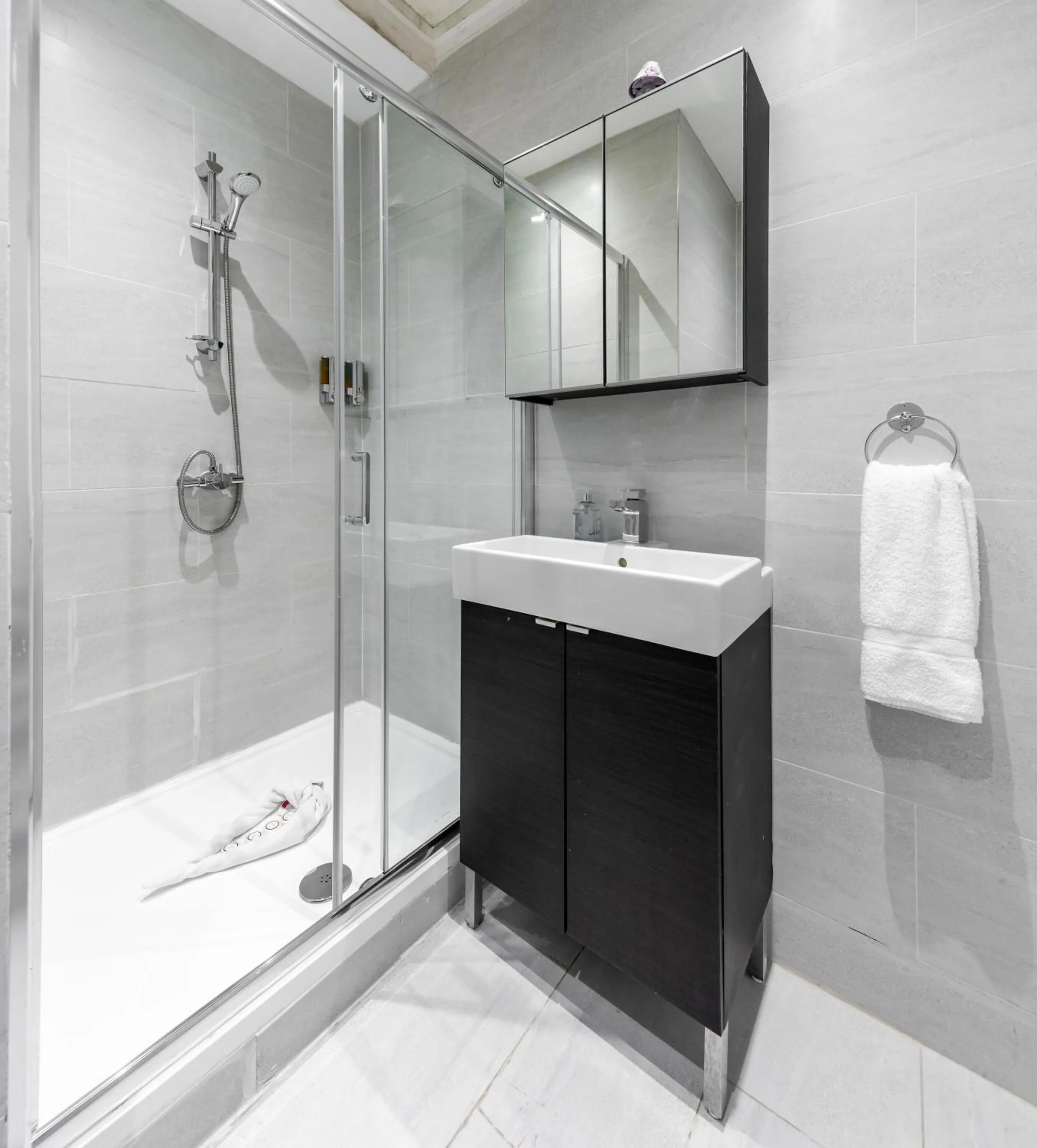 Bedroom in Vilenza Hotel