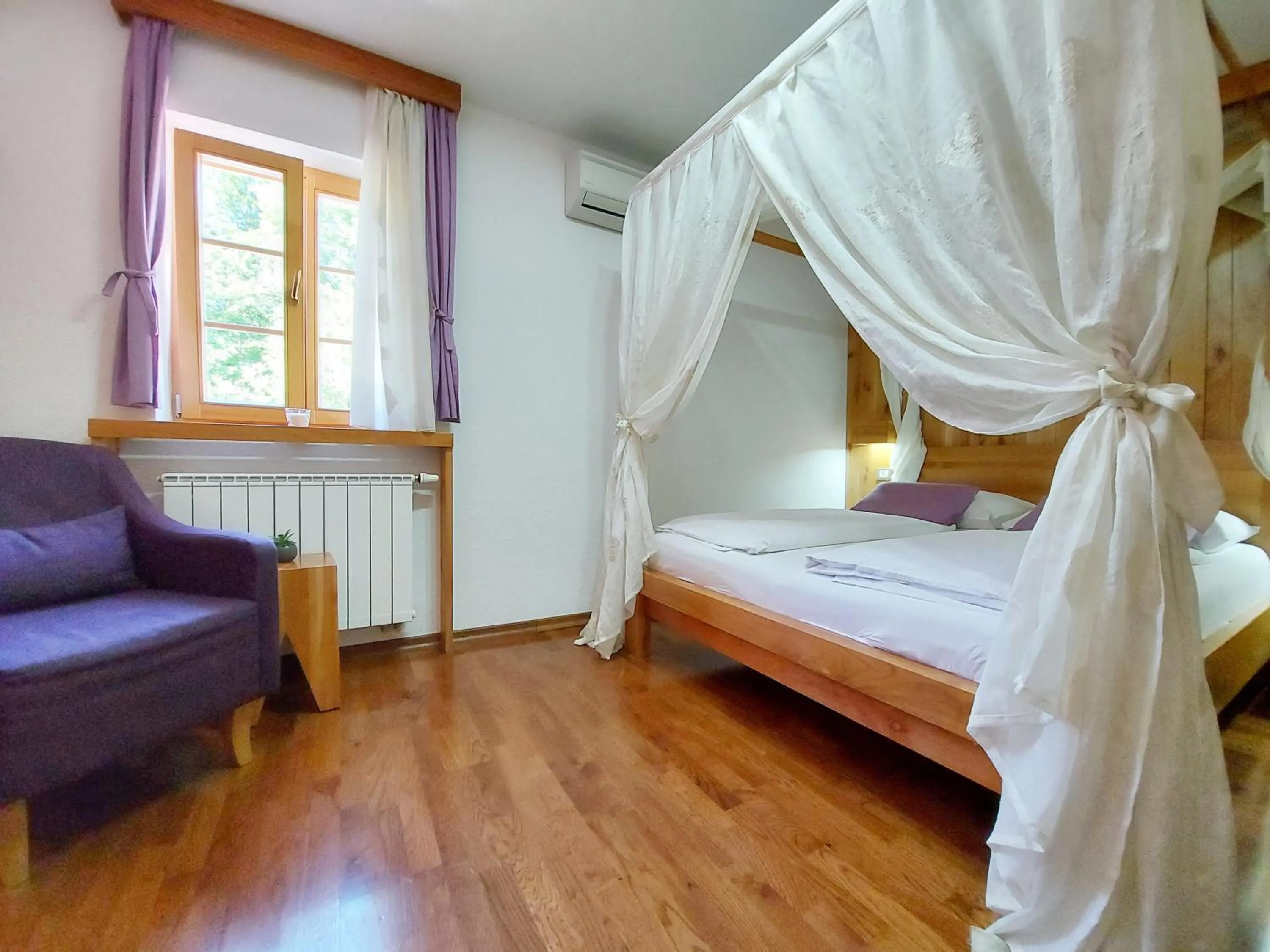 Bed in Plitvice Ethno House