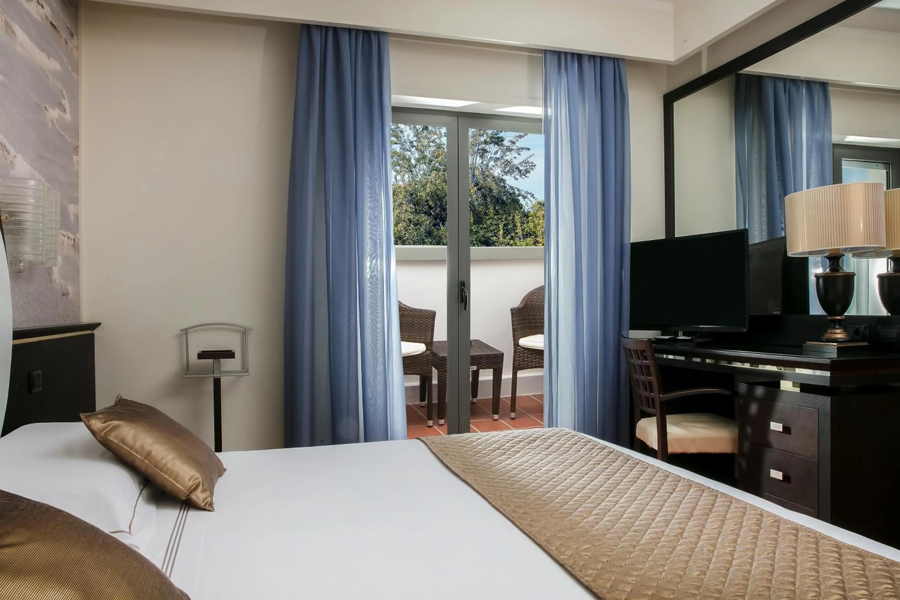 Photo of the whole room in Hotel St.Mauritius