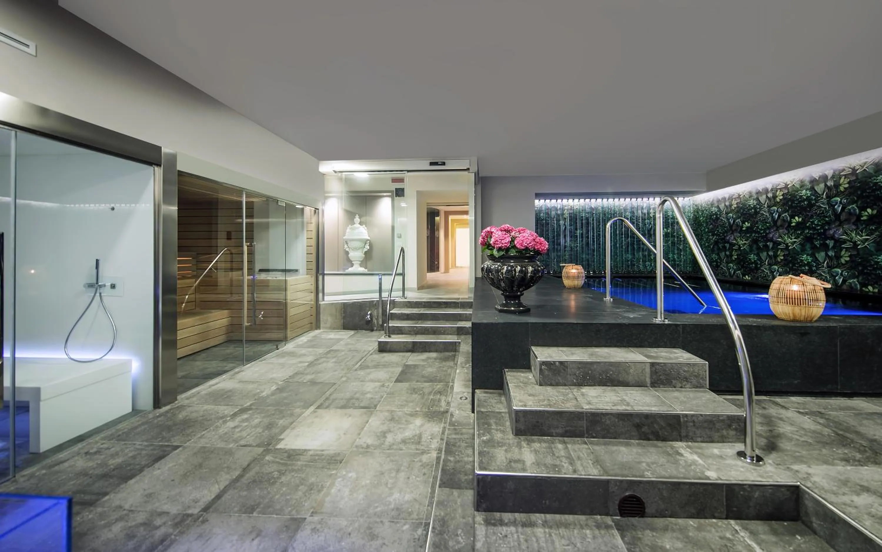 Hot Tub in Hotel St.Mauritius