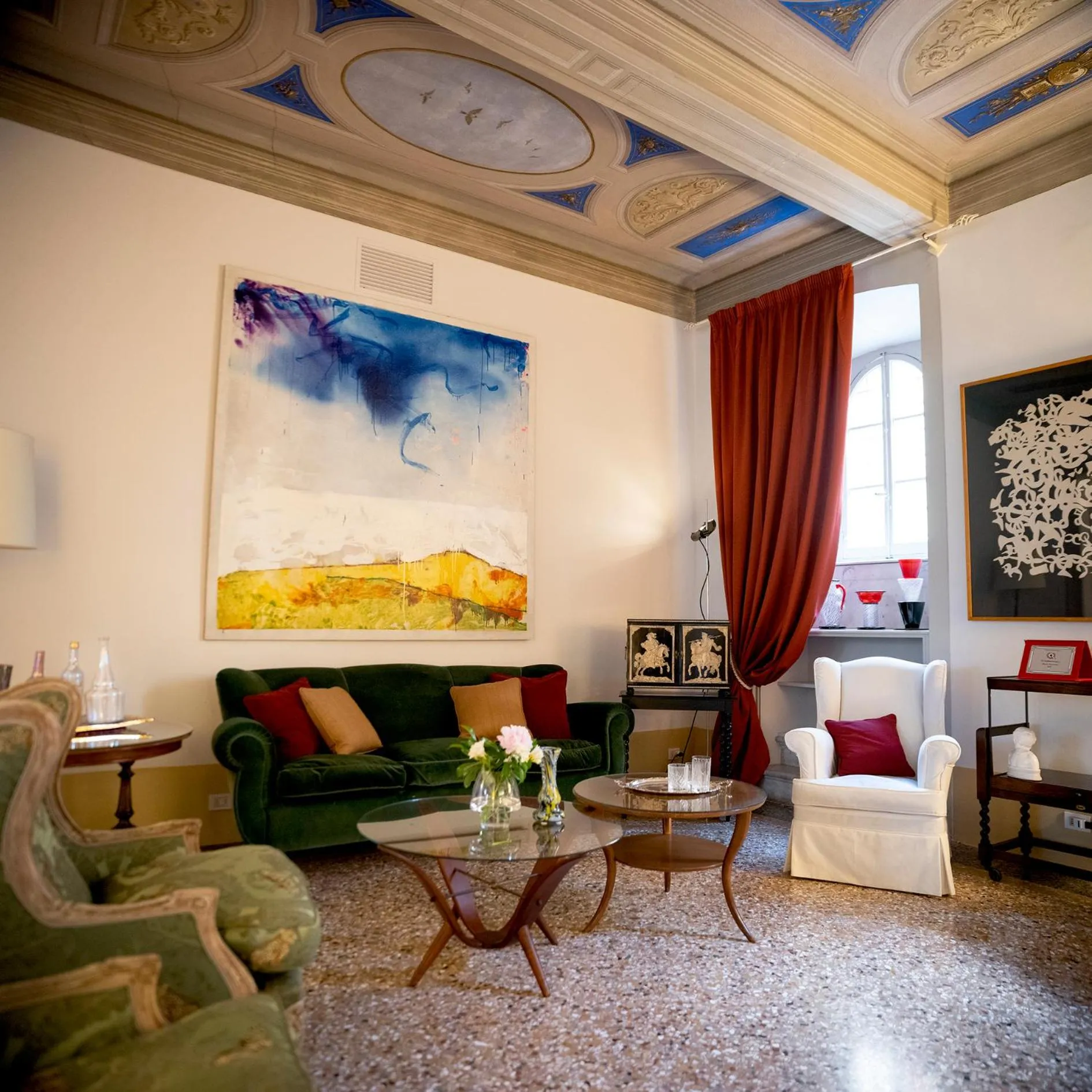 Lobby or reception in Albergo Pietrasanta