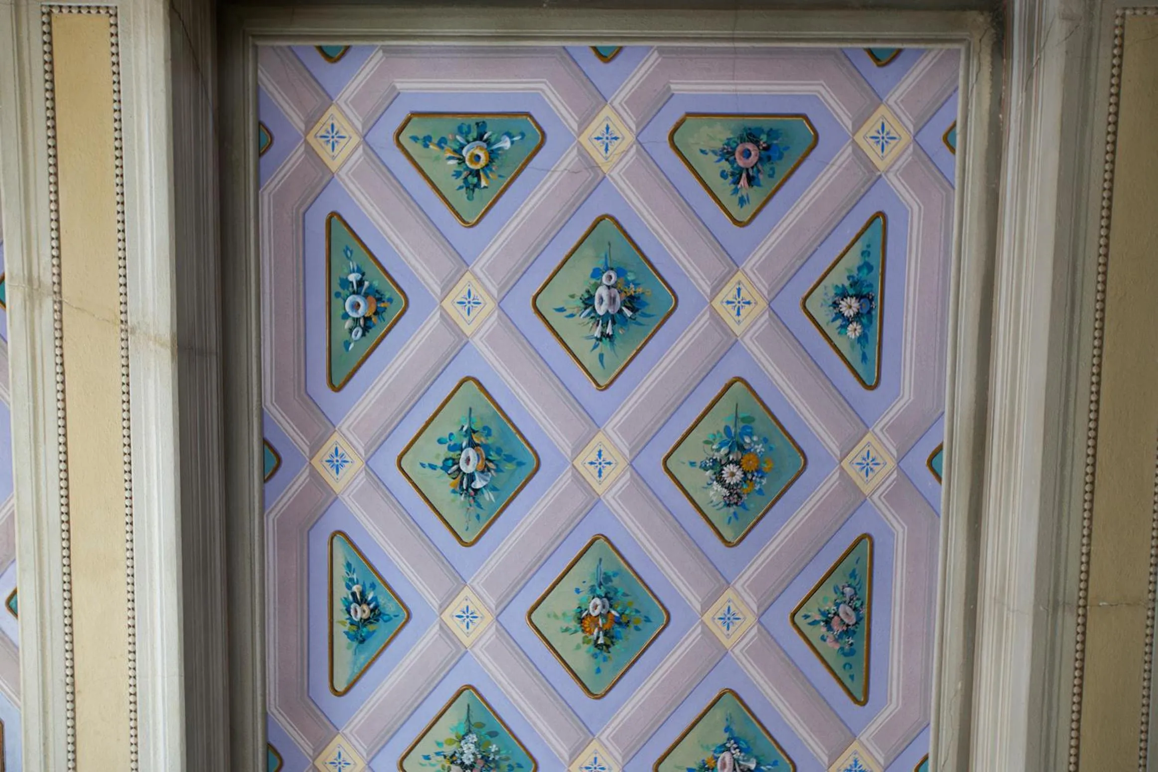 Decorative detail in Albergo Pietrasanta